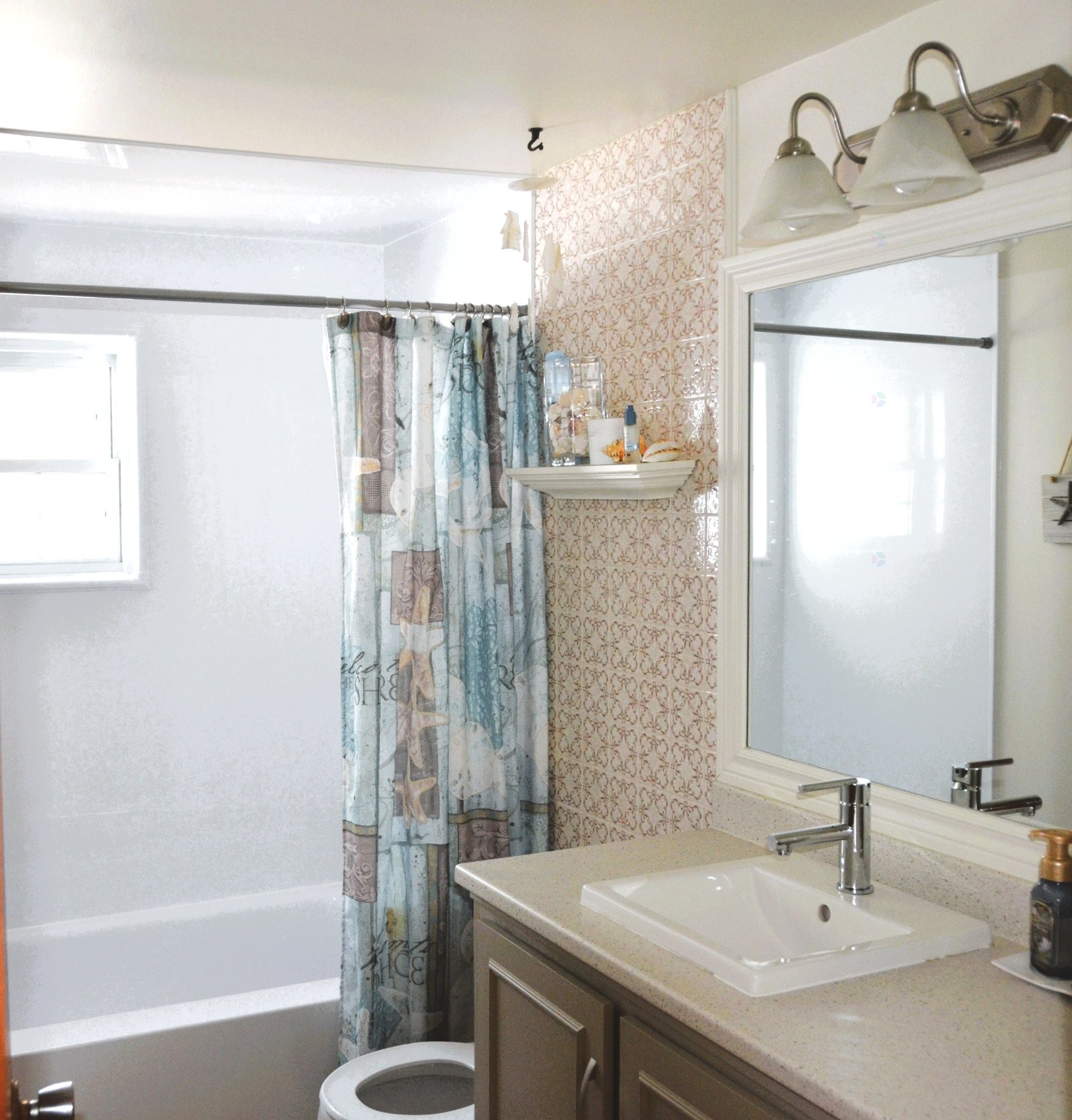 









908


Ch. Dutch

,
Saint-Armand,




QC
J0J1T0

