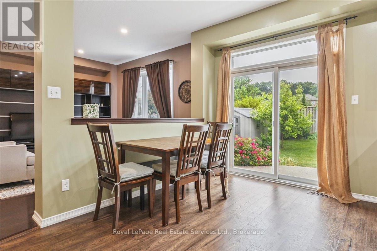 












64 NEWPORT CRESCENT

,
Hamilton (Crerar),




Ontario
L9A0B2

