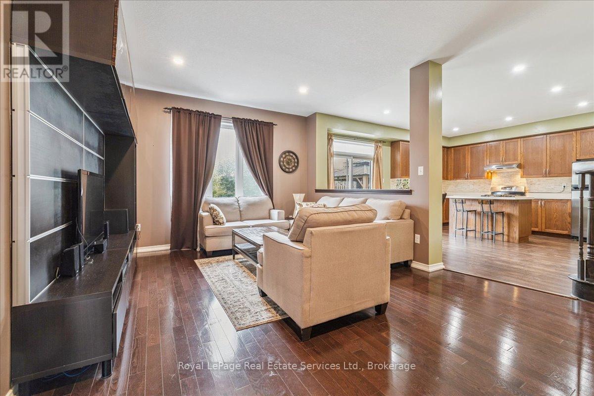 












64 NEWPORT CRESCENT

,
Hamilton (Crerar),




Ontario
L9A0B2

