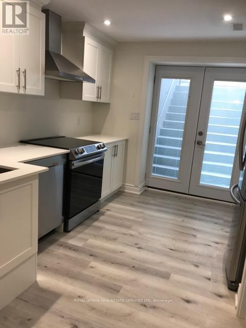 












28 LACROSSE TRAIL

,
Vaughan,




Ontario
L4H4S8

