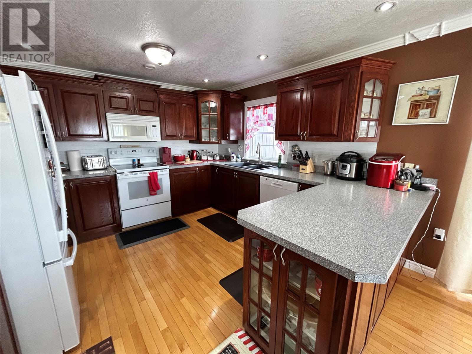 












14 Lillington Avenue

,
Port aux Basques,




Newfoundland & Labrador
A0M1C0

