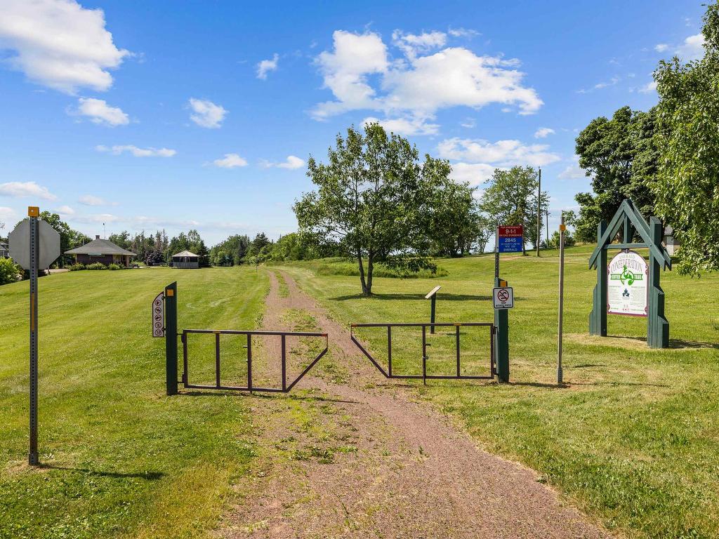 












2863 County Line Road

,
Emerald,




PE
C0B 1M0

