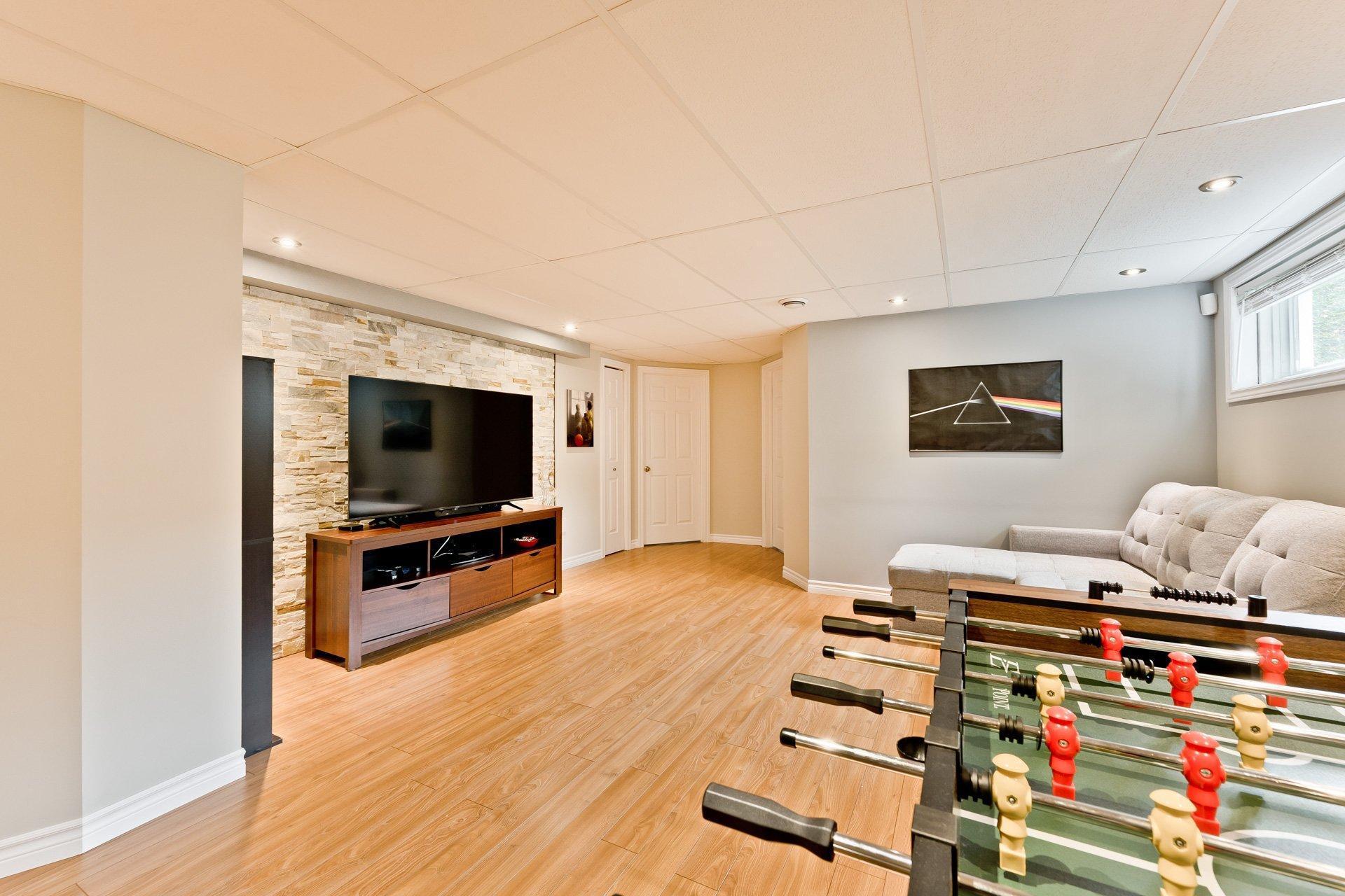 









227


Rue du Vicaire-Morin

,
Coaticook,




QC
J1A2X4

