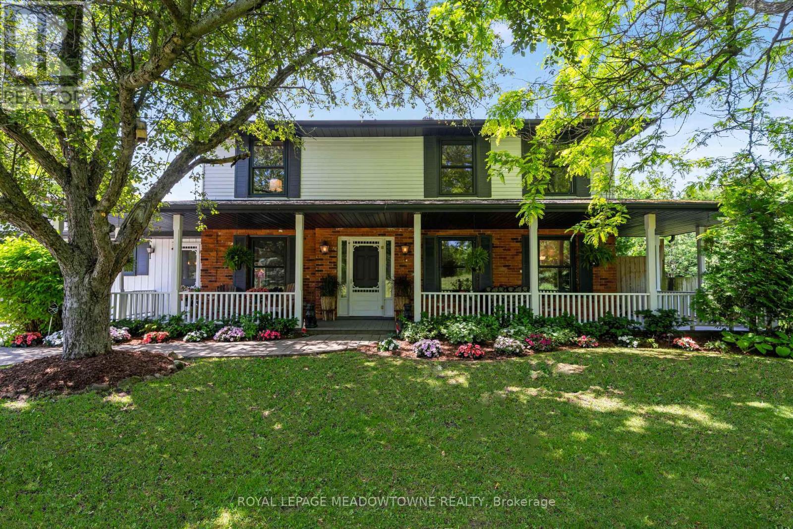 












11636 6TH LINE NASSAGAWEYA

,
Milton,







Ontario
L7J2L7


