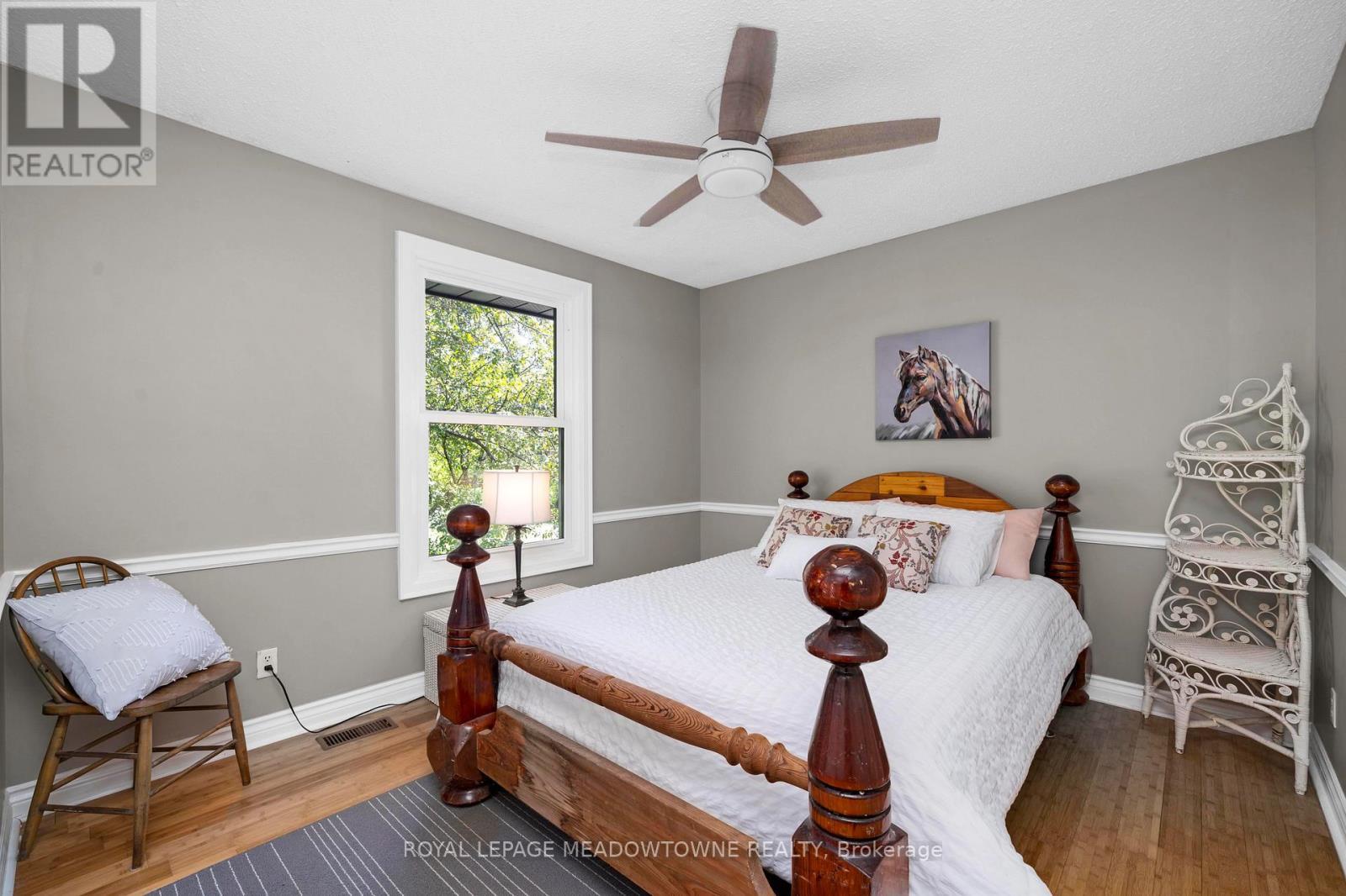 












11636 6TH LINE NASSAGAWEYA

,
Milton,







Ontario
L7J2L7

