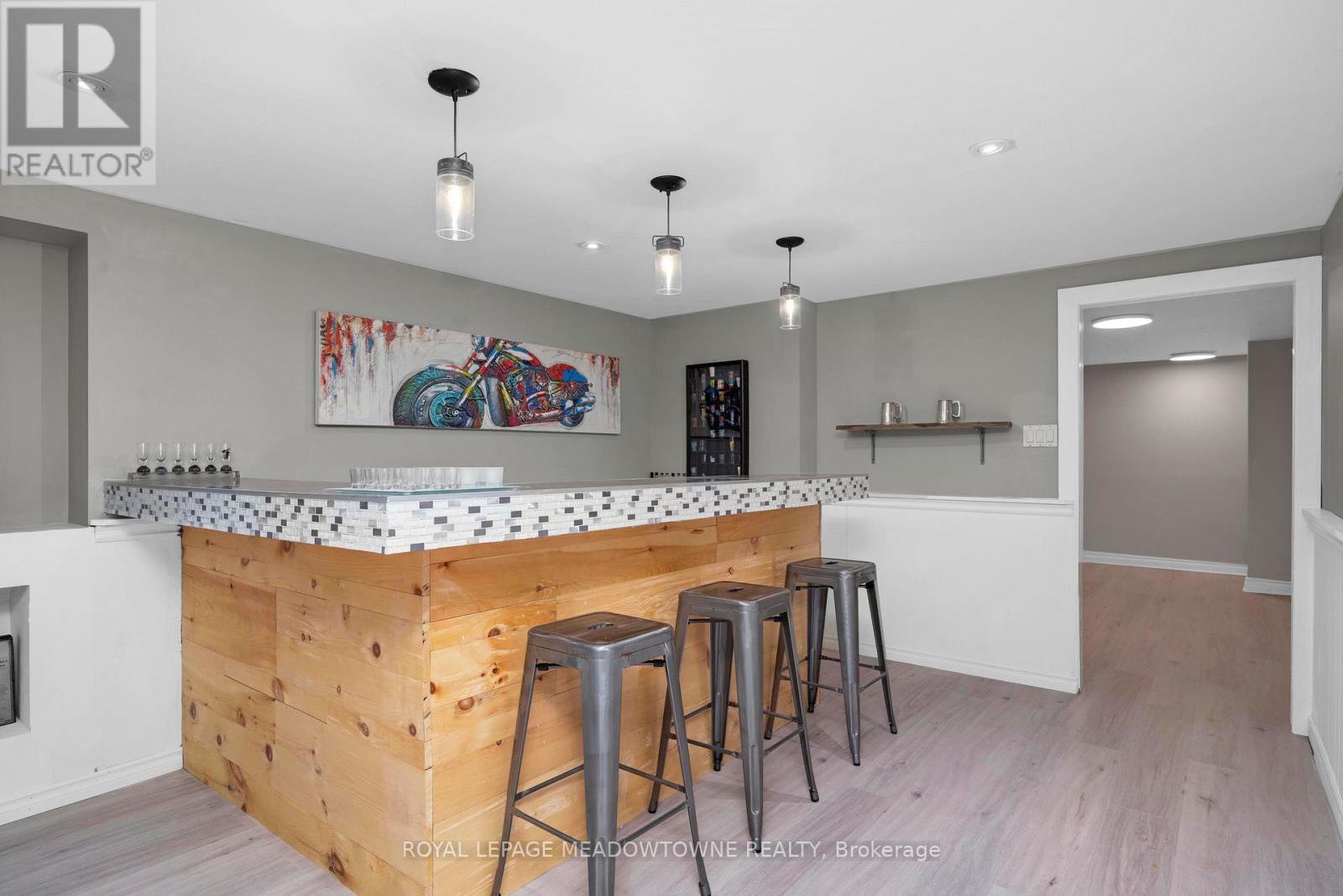 












11636 6TH LINE NASSAGAWEYA

,
Milton,







Ontario
L7J2L7

