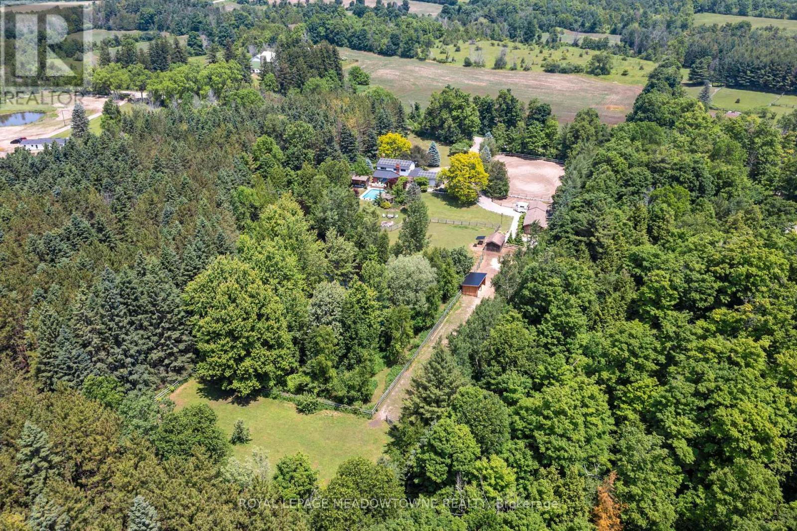 












11636 6TH LINE NASSAGAWEYA

,
Milton,







Ontario
L7J2L7

