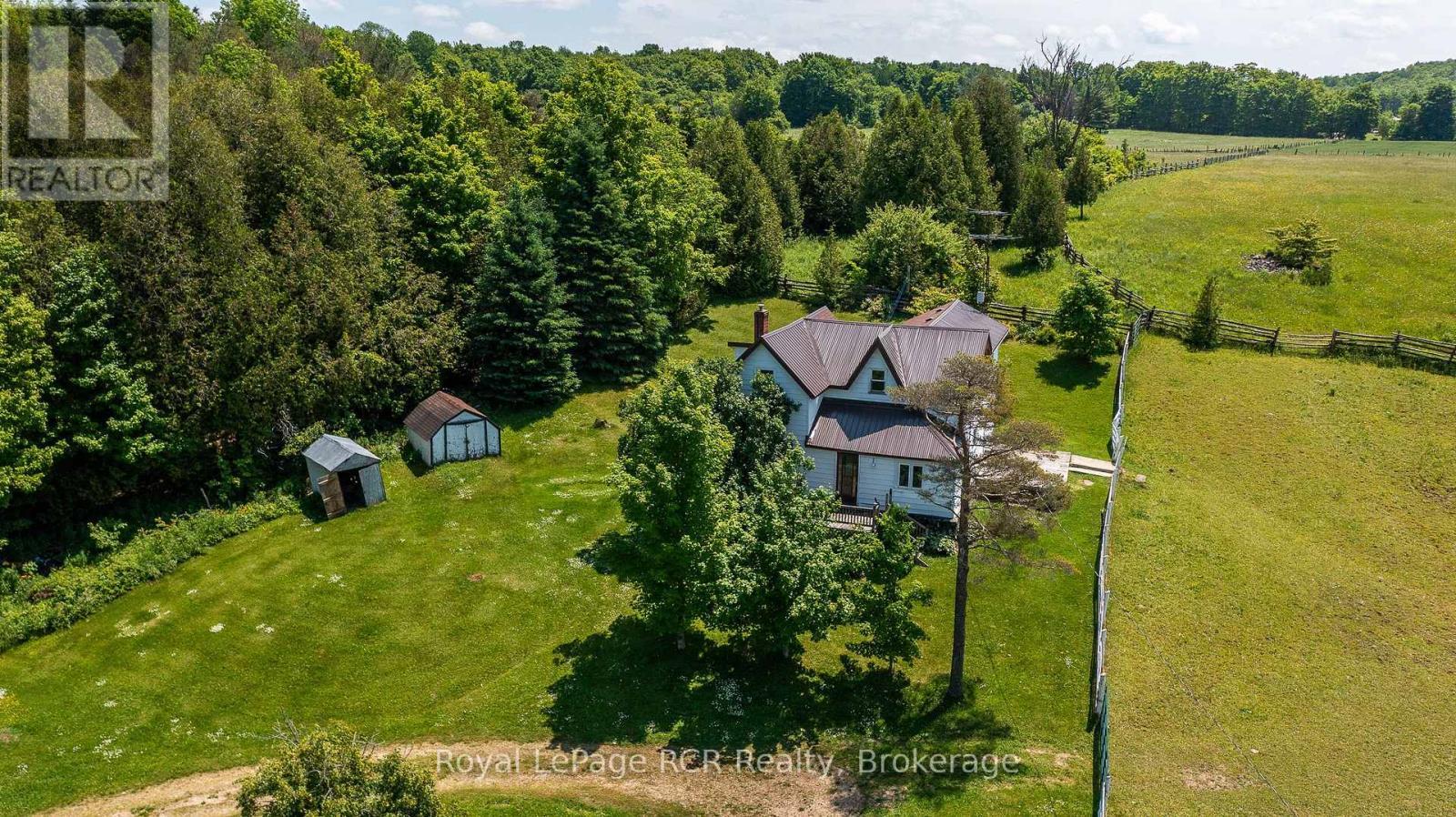 












504482 GREY RD 12

,
West Grey,







Ontario
N0C1H0

