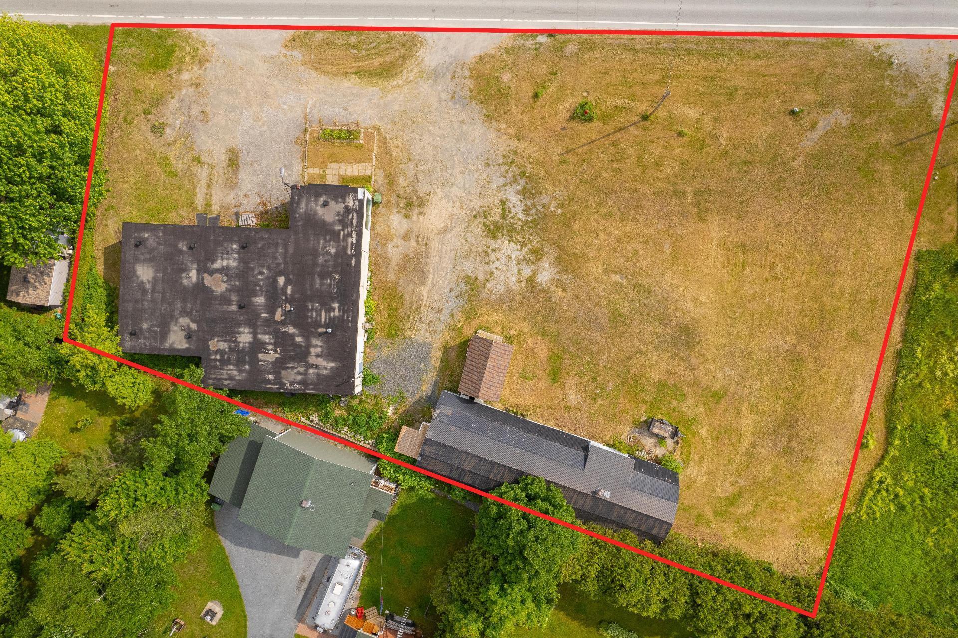 









170


Route de Windsor

,
Sherbrooke (Brompton/Rock Forest/Saint-Élie/Deauville),







QC
J1C0E5

