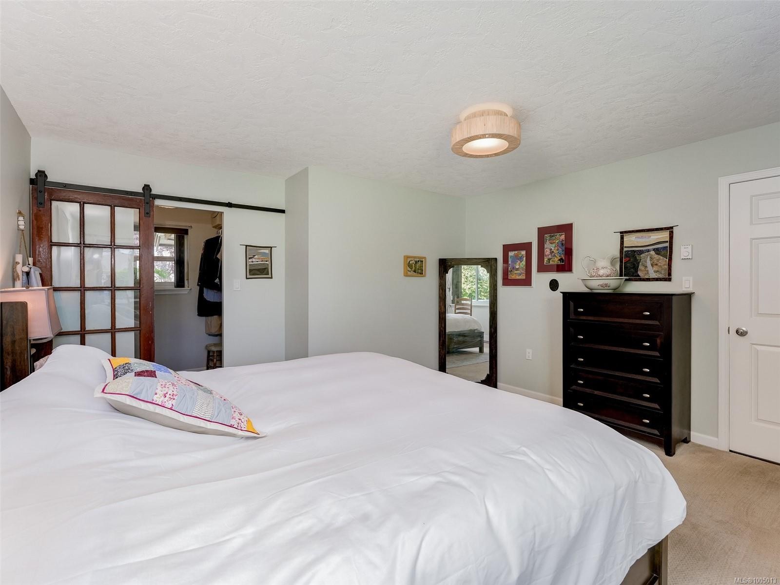 









2135


Amelia

Ave, 80,
Sidney,




BC
V8L 5V7

