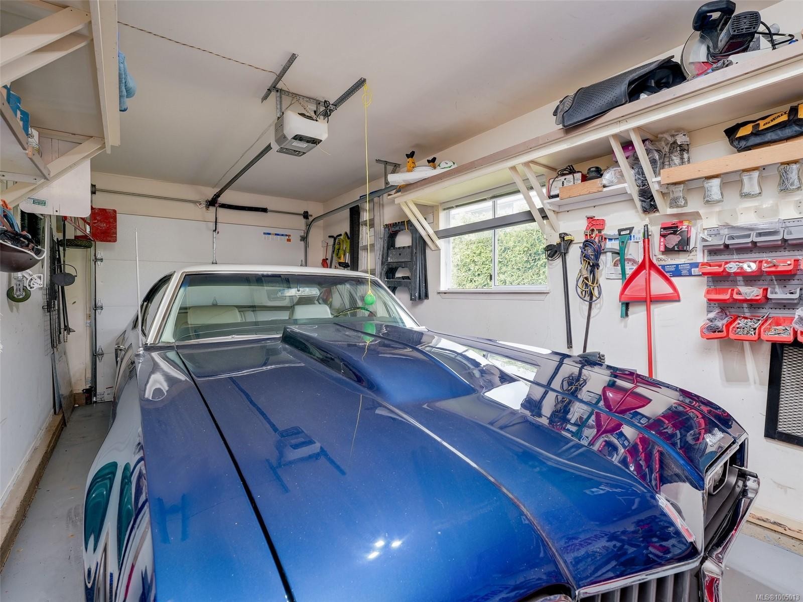 









2135


Amelia

Ave, 80,
Sidney,




BC
V8L 5V7

