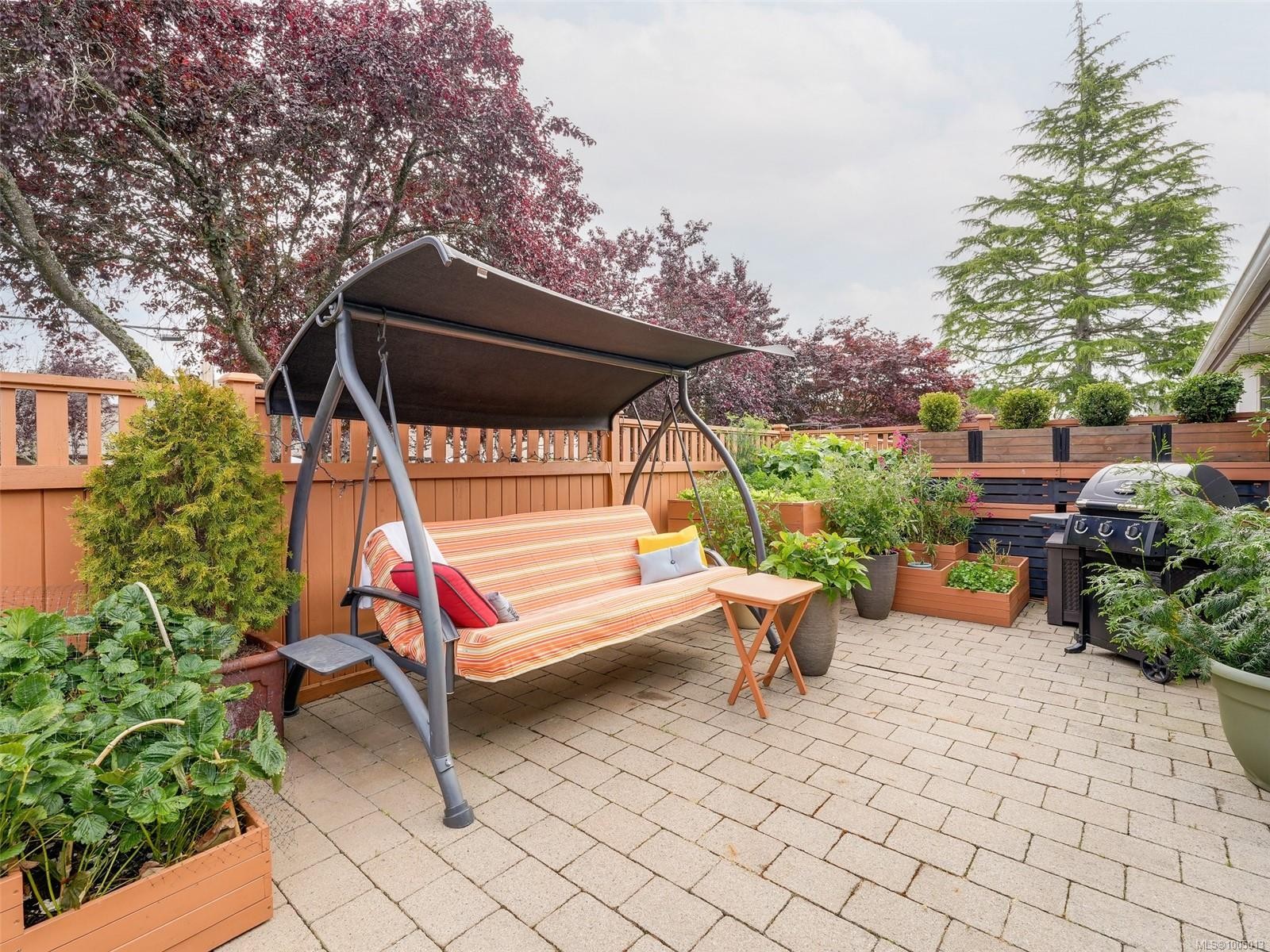 









2135


Amelia

Ave, 80,
Sidney,




BC
V8L 5V7

