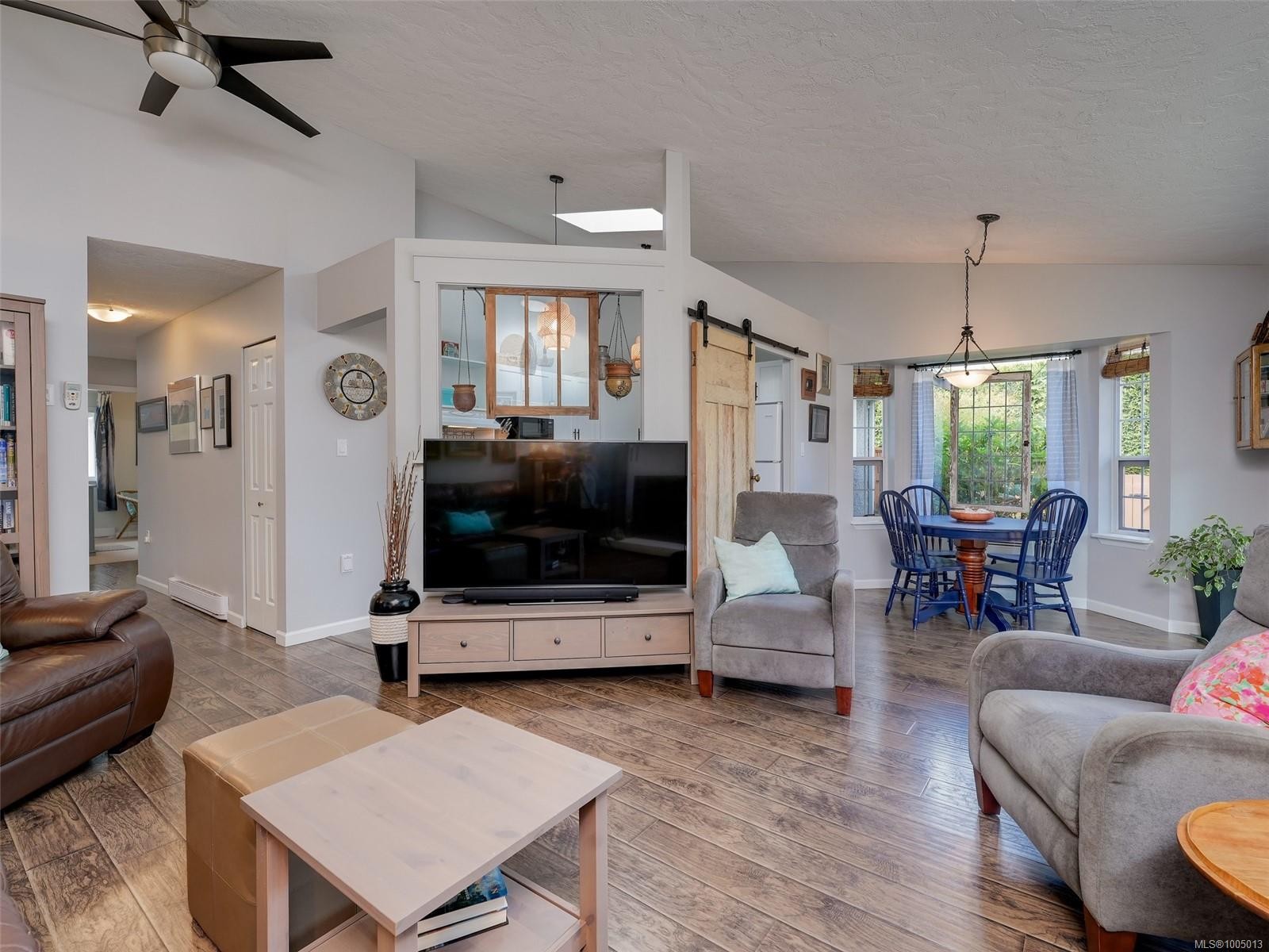 









2135


Amelia

Ave, 80,
Sidney,




BC
V8L 5V7

