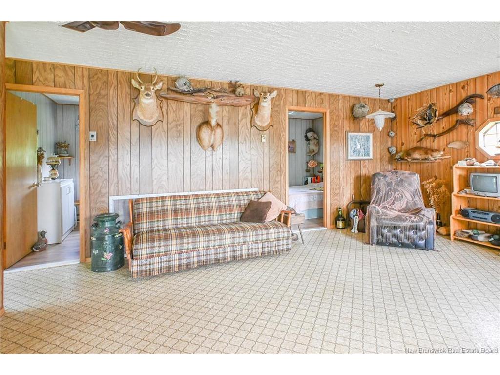 









32


Denis

LANE,
Landry Office,




NB
E8P 1L1

