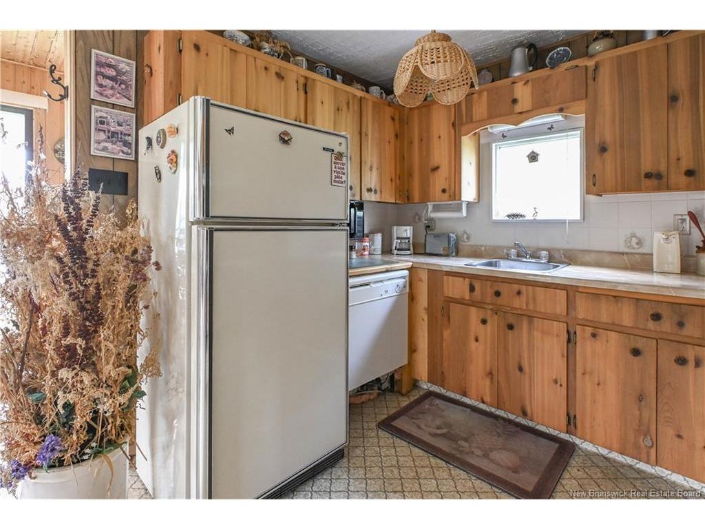 









32


Denis

LANE,
Landry Office,




NB
E8P 1L1

