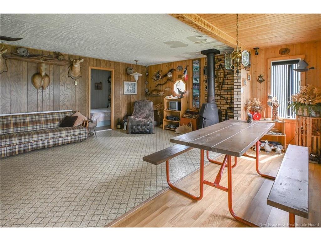 









32


Denis

LANE,
Landry Office,




NB
E8P 1L1

