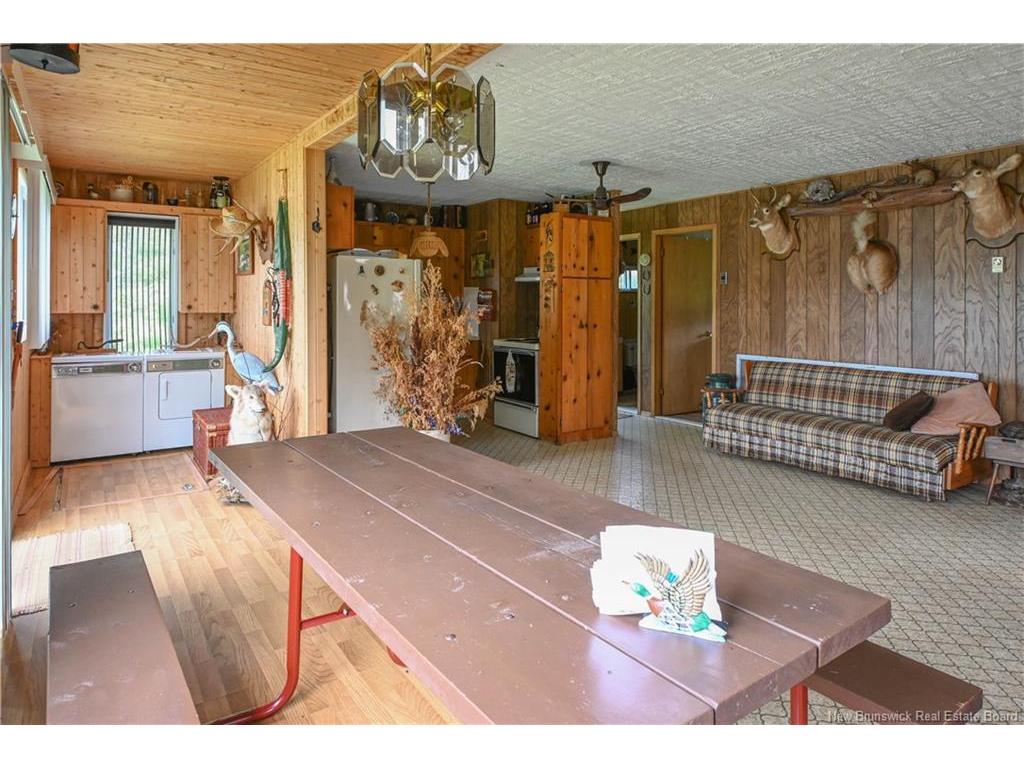 









32


Denis

LANE,
Landry Office,




NB
E8P 1L1

