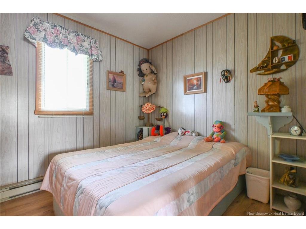 









32


Denis

LANE,
Landry Office,




NB
E8P 1L1

