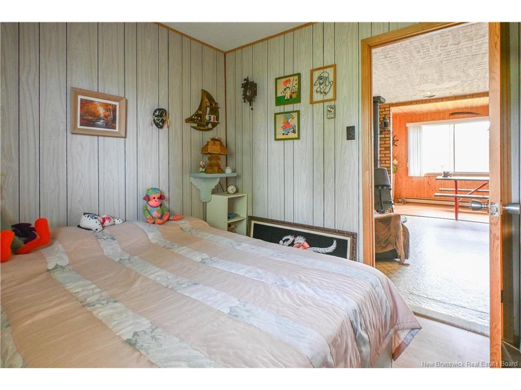 









32


Denis

LANE,
Landry Office,




NB
E8P 1L1

