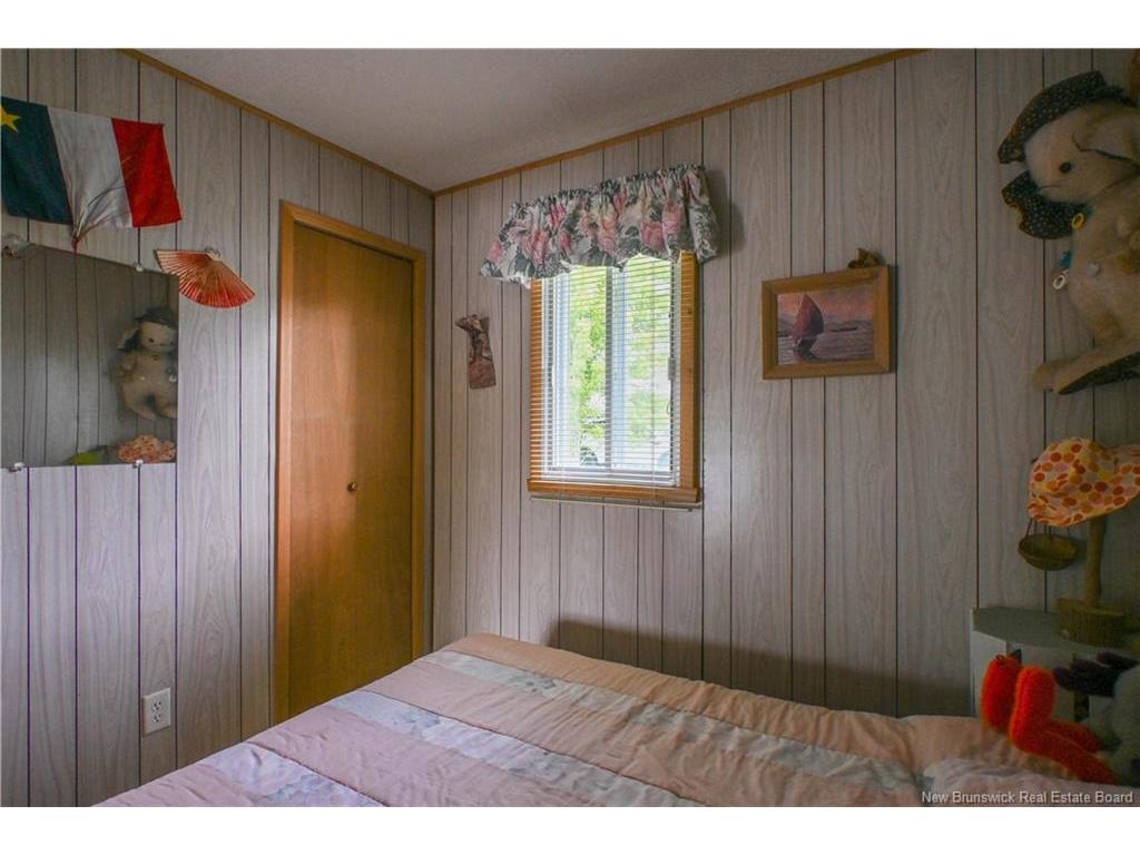 









32


Denis

LANE,
Landry Office,




NB
E8P 1L1

