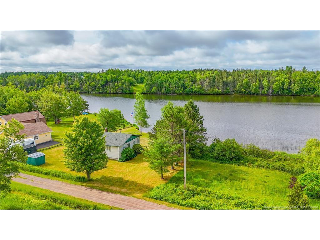 









32


Denis

LANE,
Landry Office,




NB
E8P 1L1

