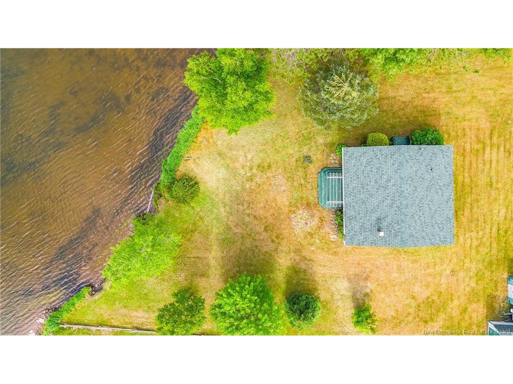 









32


Denis

LANE,
Landry Office,




NB
E8P 1L1

