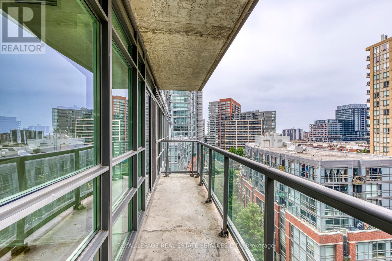 












1136 - 68 ABELL STREET

,
Toronto,




Ontario
M6J0B1

