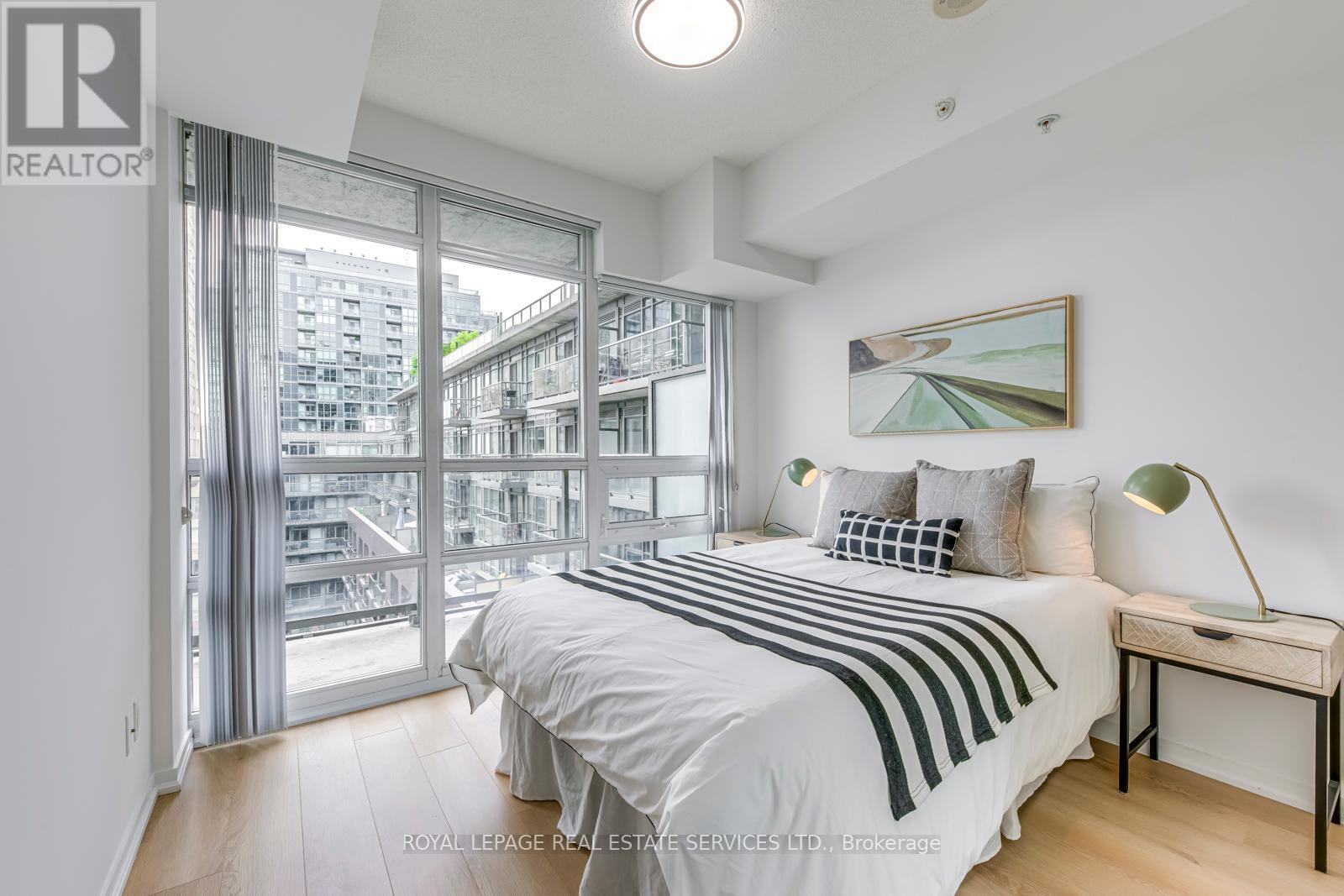 












1136 - 68 ABELL STREET

,
Toronto,




Ontario
M6J0B1

