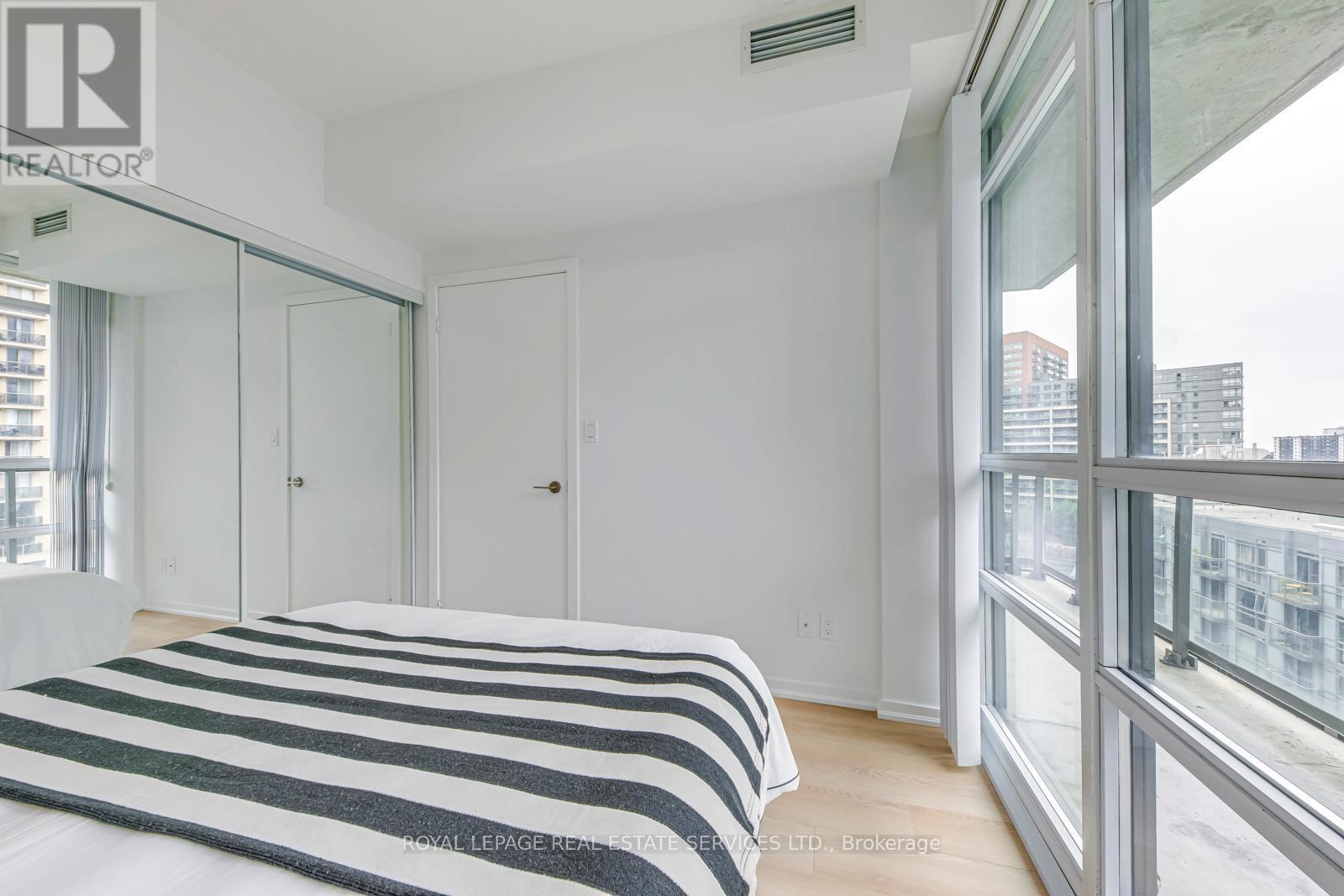 












1136 - 68 ABELL STREET

,
Toronto,




Ontario
M6J0B1

