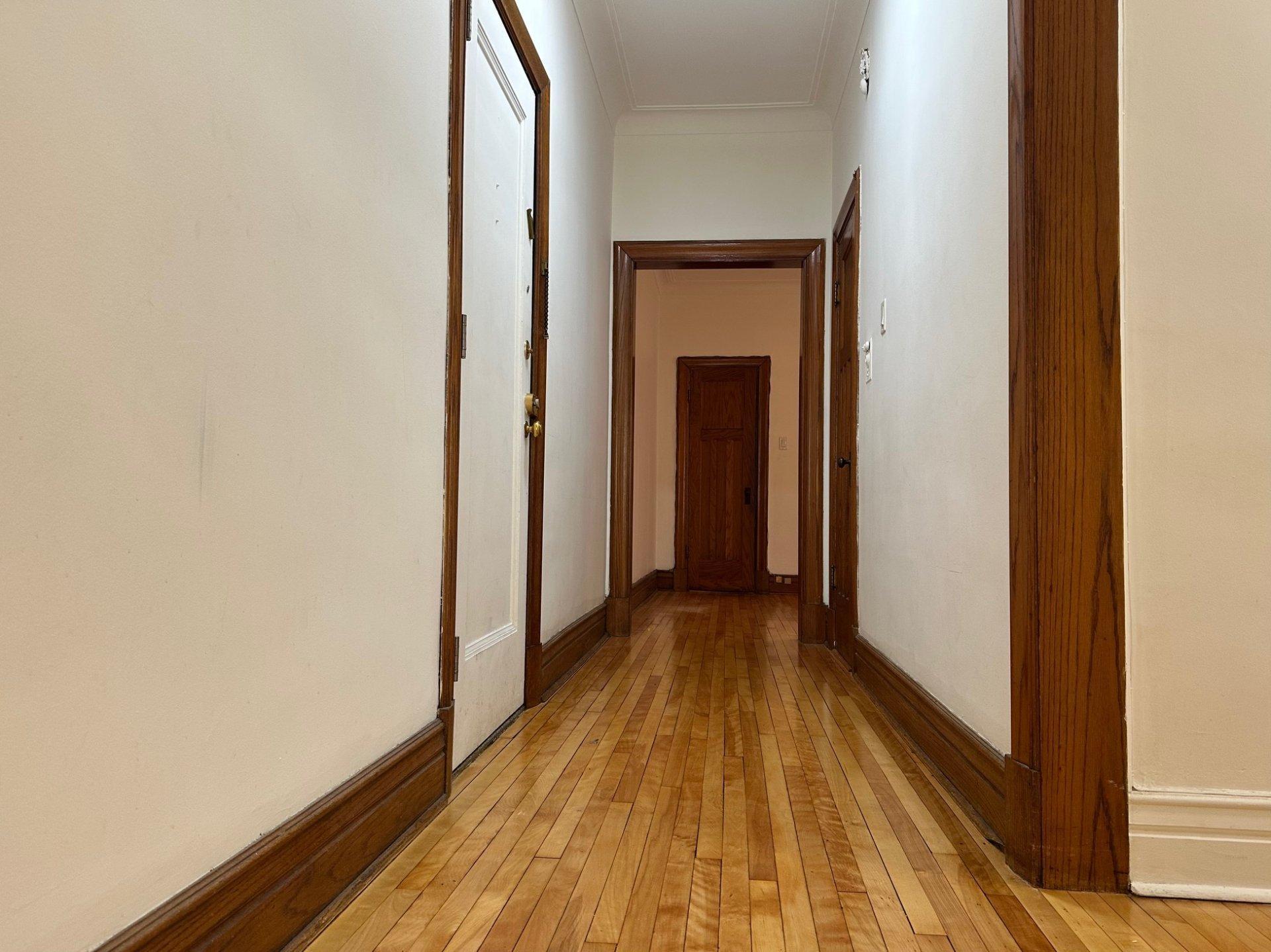 









388


Av. Olivier

, 2,
Westmount,




QC
H3Z2C9

