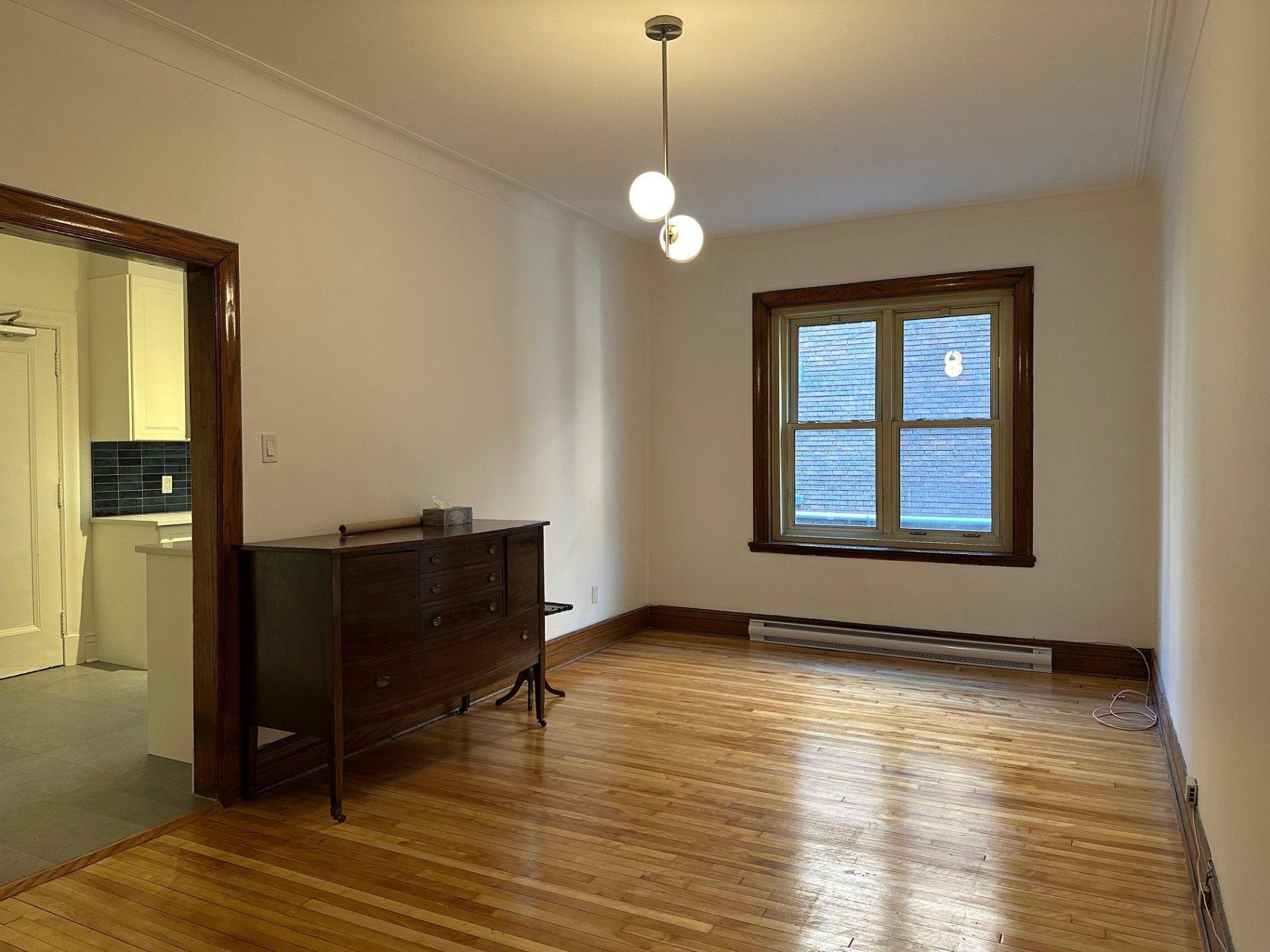 









388


Av. Olivier

, 2,
Westmount,




QC
H3Z2C9

