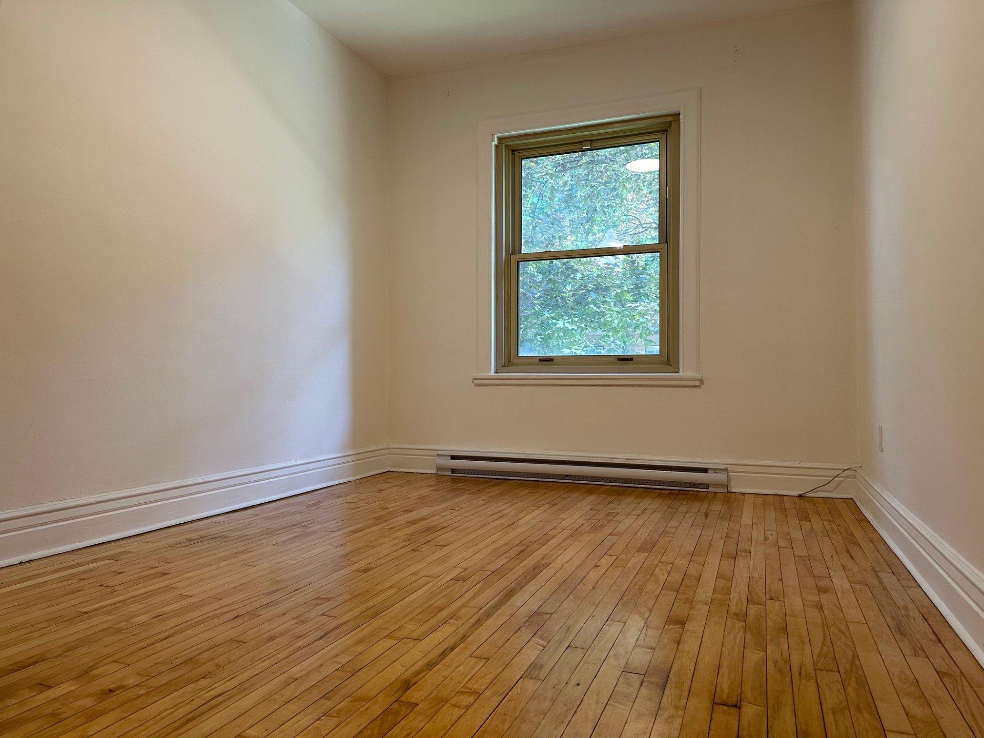 









388


Av. Olivier

, 2,
Westmount,




QC
H3Z2C9

