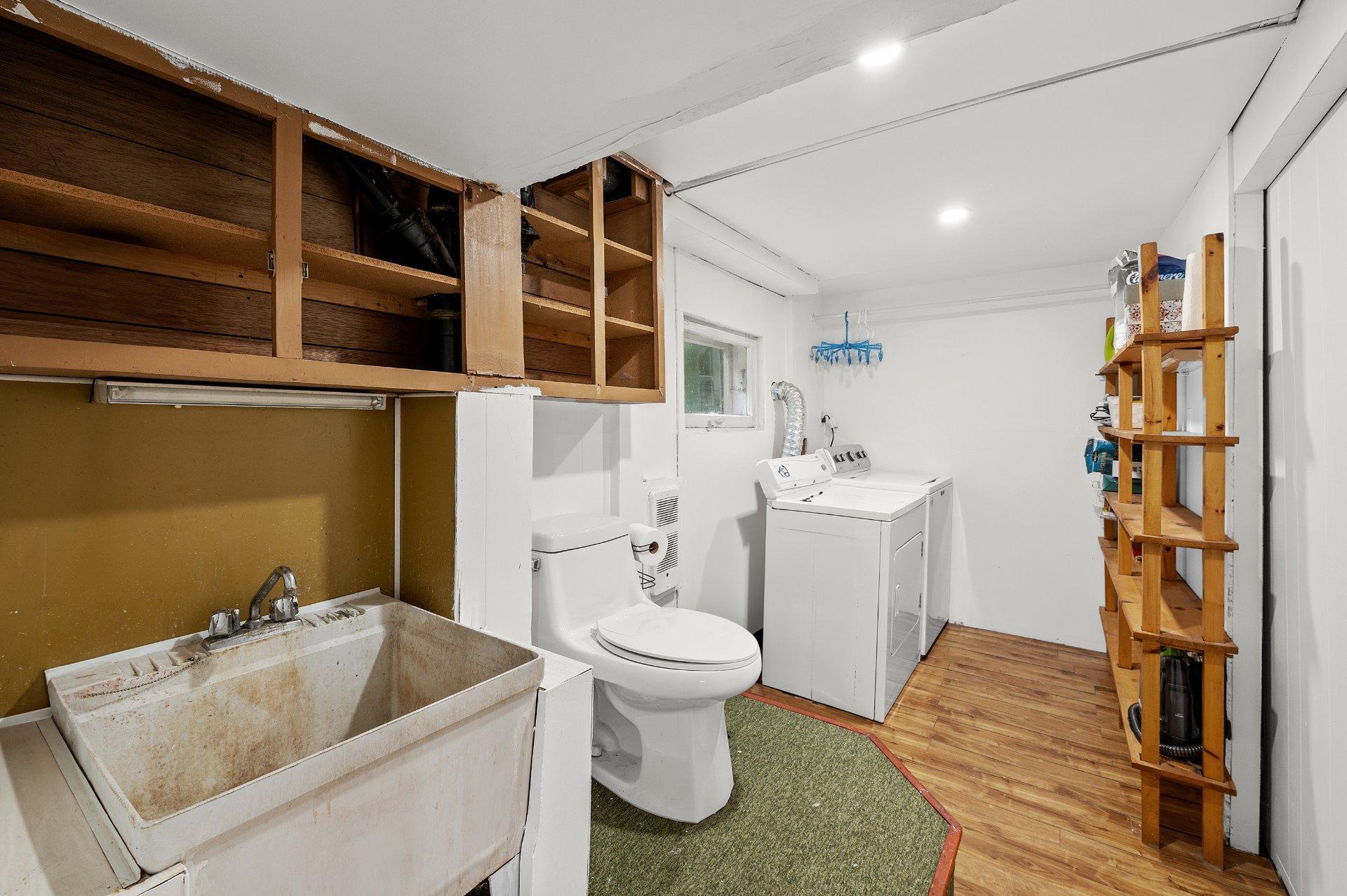 









1125


Ch. du Mont-Arpin

,
Sainte-Agathe-des-Monts,




QC
J8C0N1

