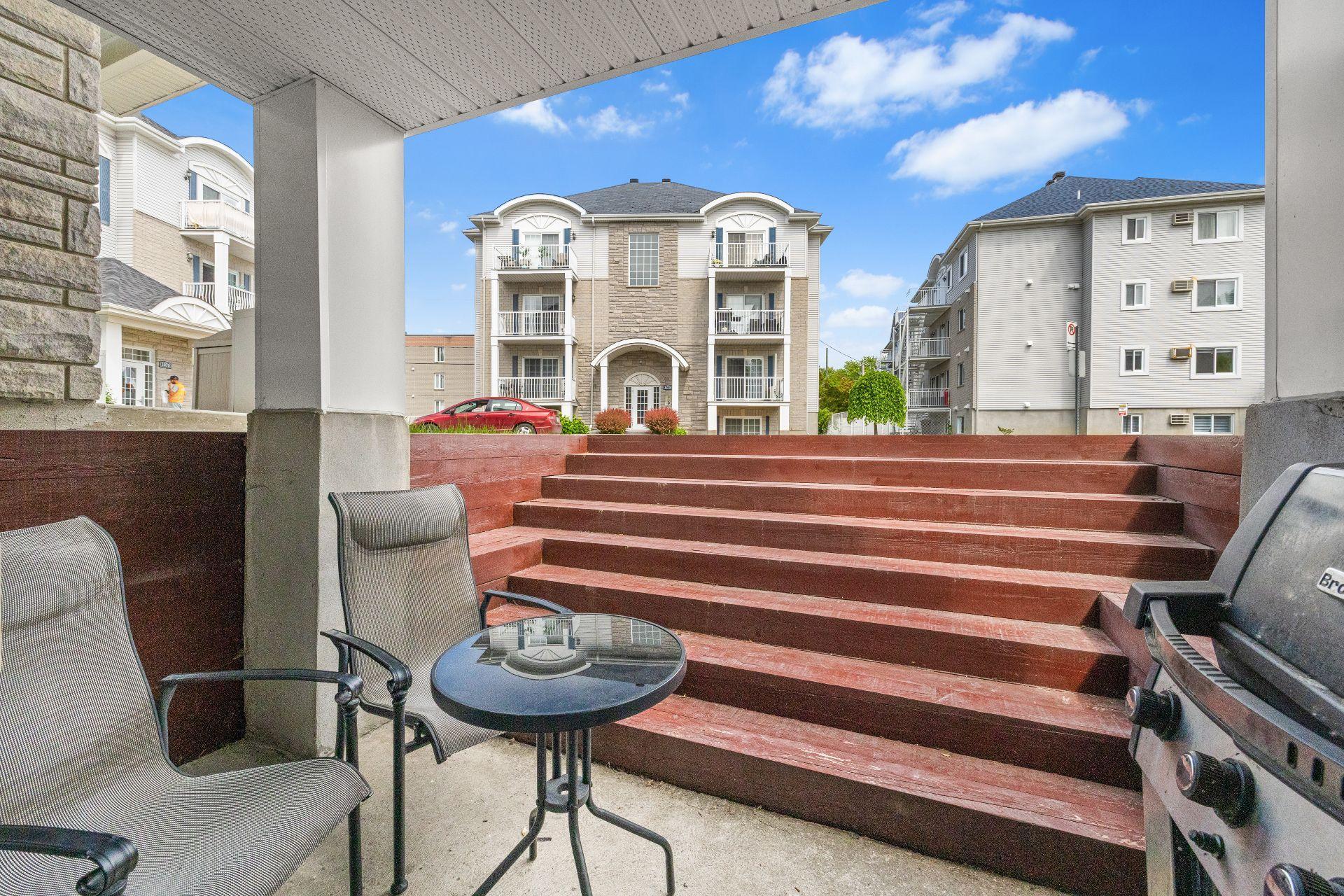 









1260


Rue François-Corbeil

, 101,
Terrebonne (Terrebonne),




QC
J6W6G8

