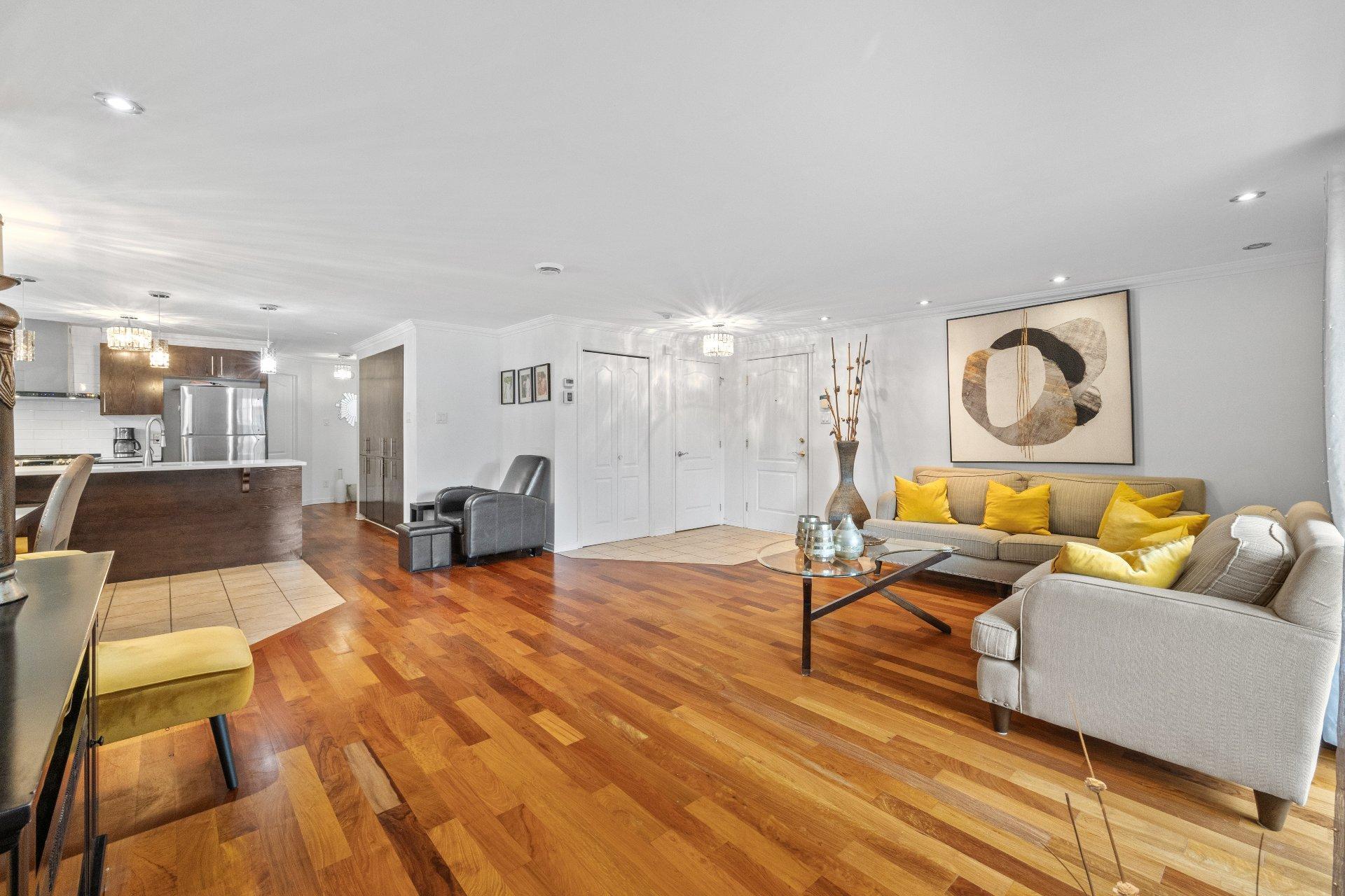 









1260


Rue François-Corbeil

, 101,
Terrebonne (Terrebonne),




QC
J6W6G8

