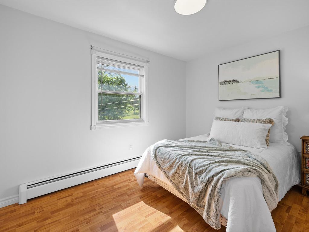












151 Cathy Drive

,
Cornwall,




PE
C1A 1H8

