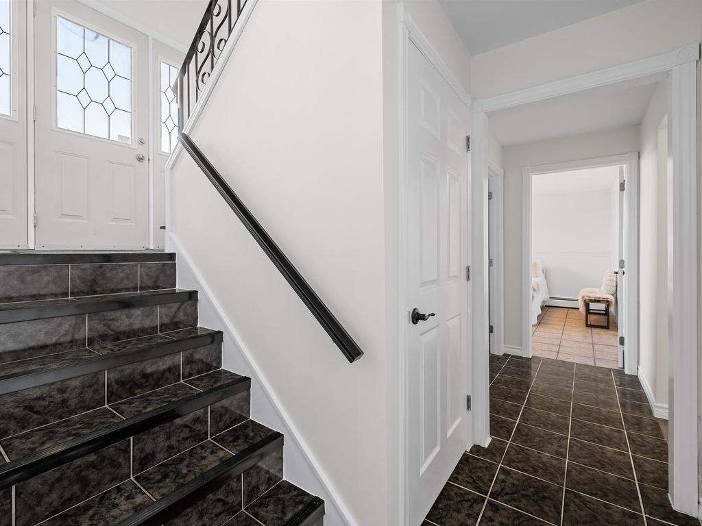 












151 Cathy Drive

,
Cornwall,




PE
C1A 1H8

