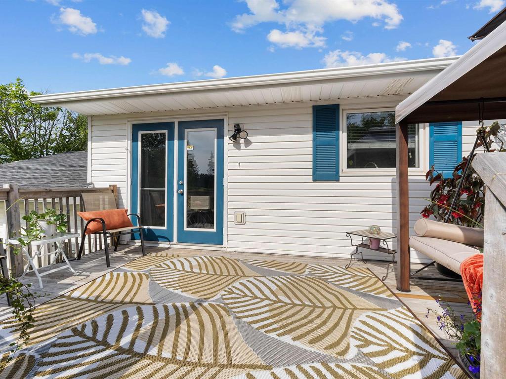 












151 Cathy Drive

,
Cornwall,




PE
C1A 1H8

