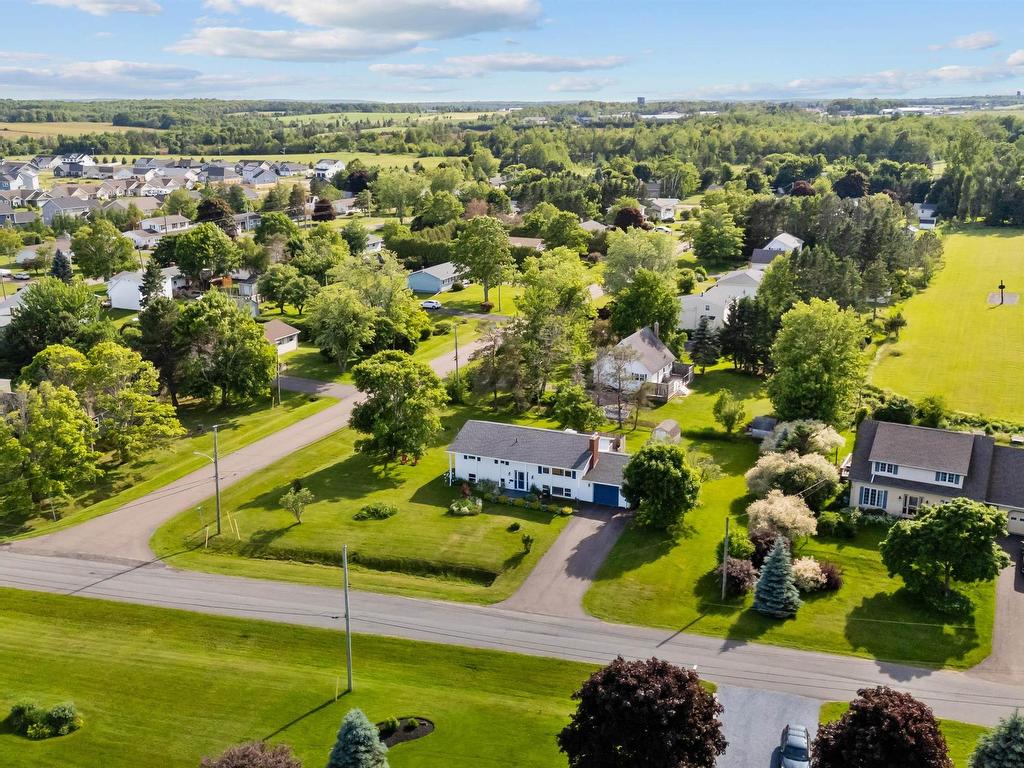 












151 Cathy Drive

,
Cornwall,




PE
C1A 1H8

