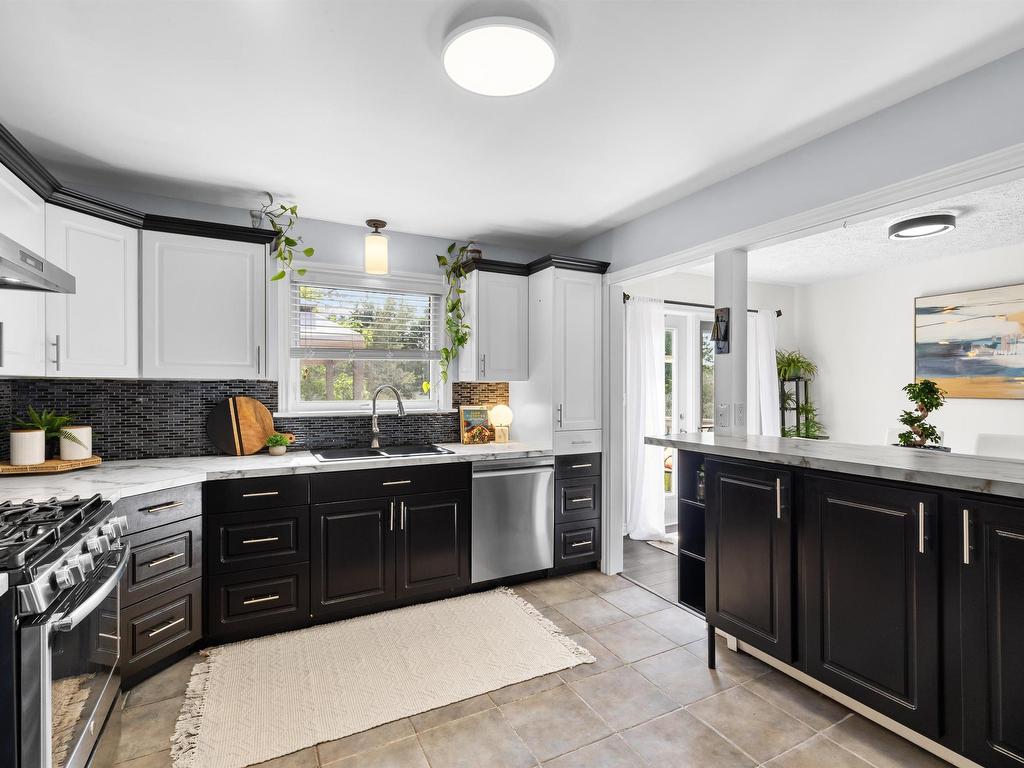 












151 Cathy Drive

,
Cornwall,




PE
C1A 1H8

