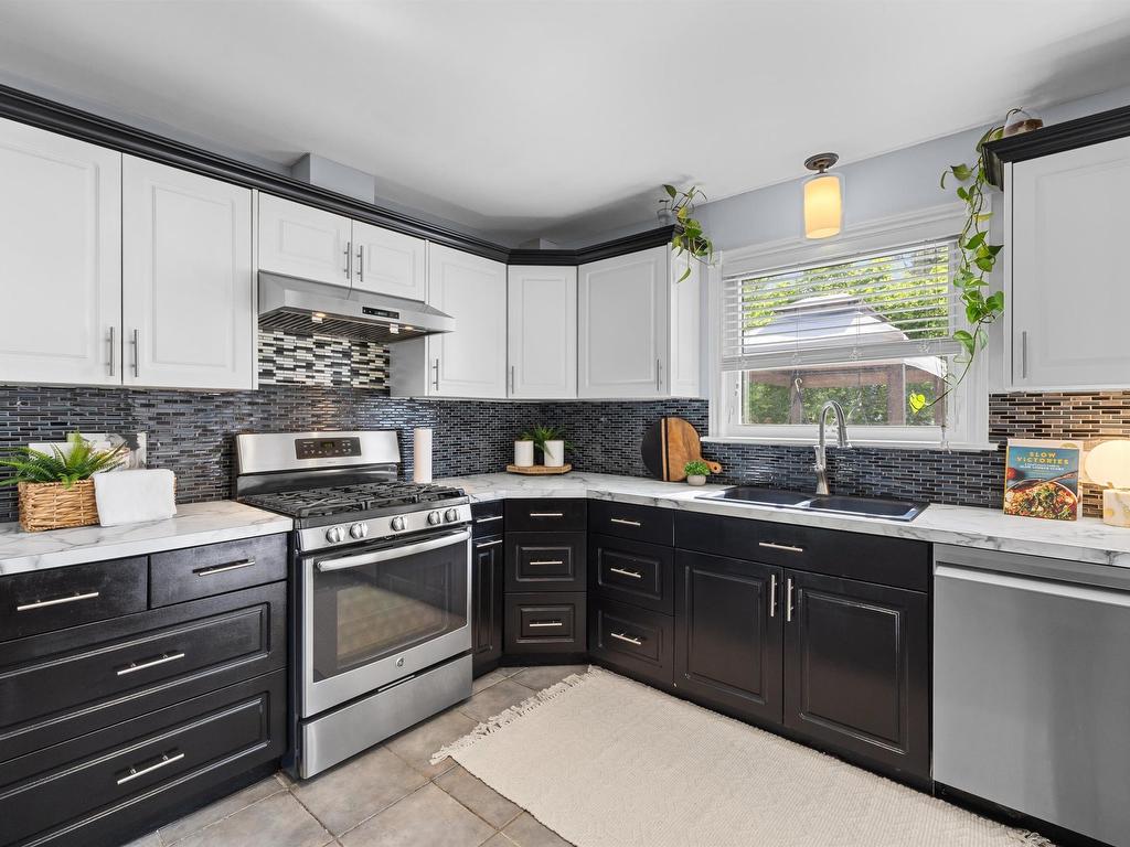 












151 Cathy Drive

,
Cornwall,




PE
C1A 1H8

