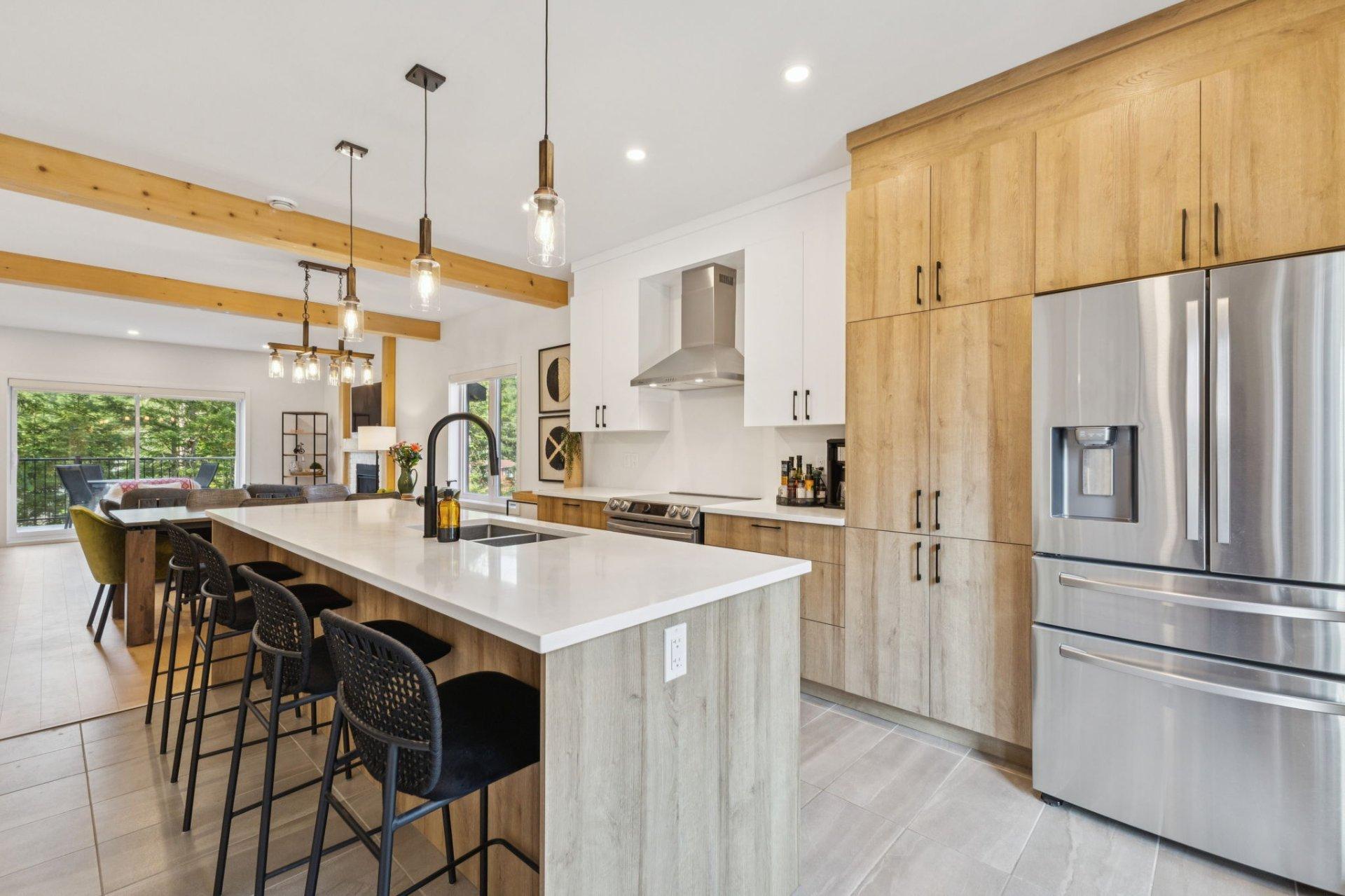 









567


Rue Charlie-Forbell

,
Mont-Tremblant,




QC
J8E2M4

