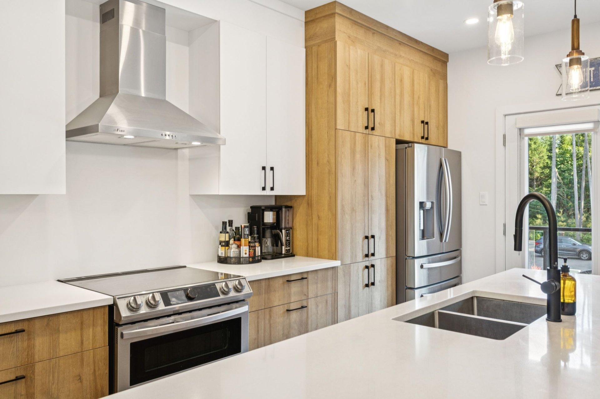 









567


Rue Charlie-Forbell

,
Mont-Tremblant,




QC
J8E2M4

