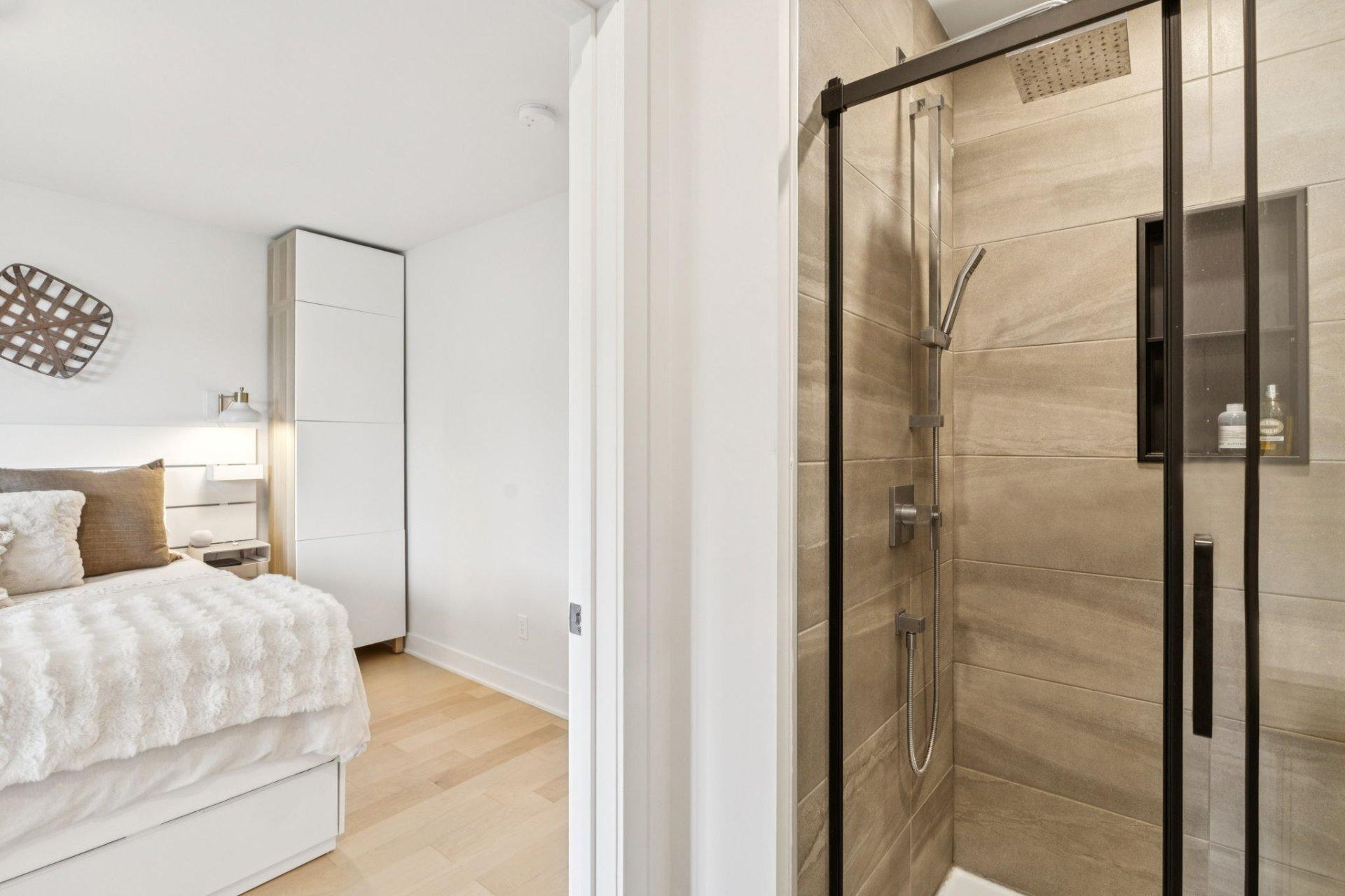 









567


Rue Charlie-Forbell

,
Mont-Tremblant,




QC
J8E2M4

