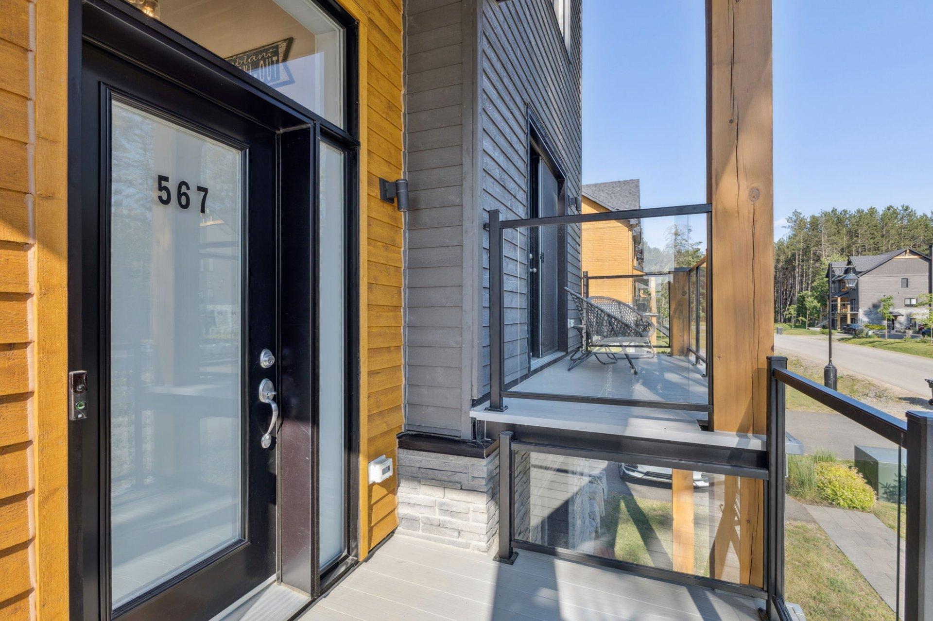 









567


Rue Charlie-Forbell

,
Mont-Tremblant,




QC
J8E2M4

