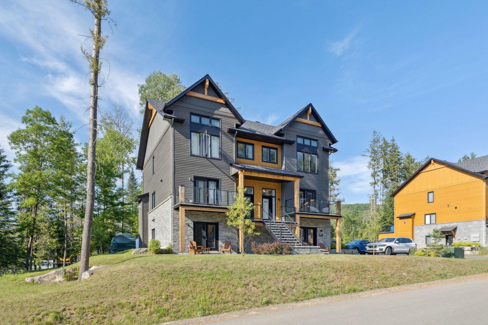 









567


Rue Charlie-Forbell

,
Mont-Tremblant,




QC
J8E2M4

