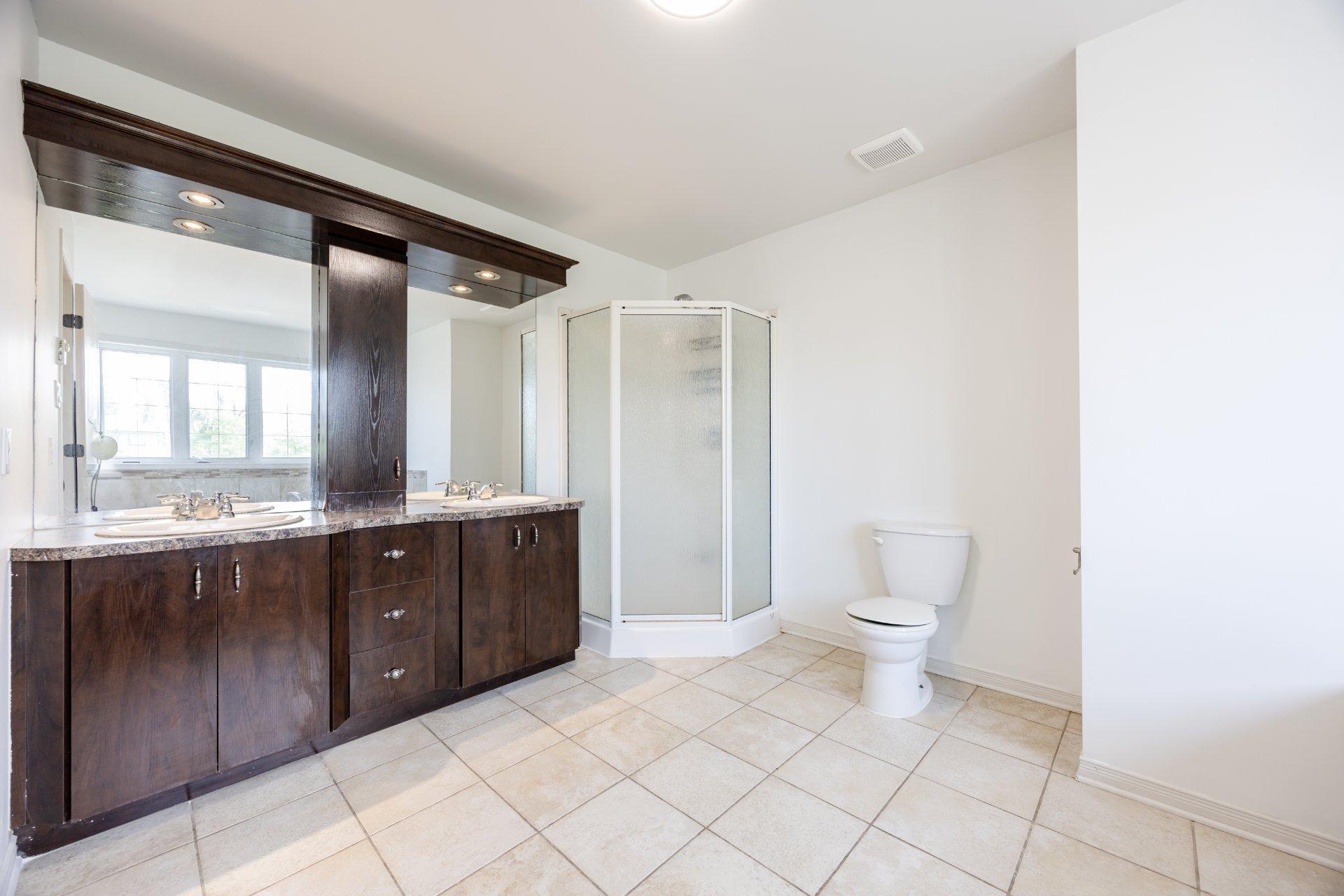 









125


Rue des Cascades

,
Vaudreuil-Dorion,




QC
J7V0L3

