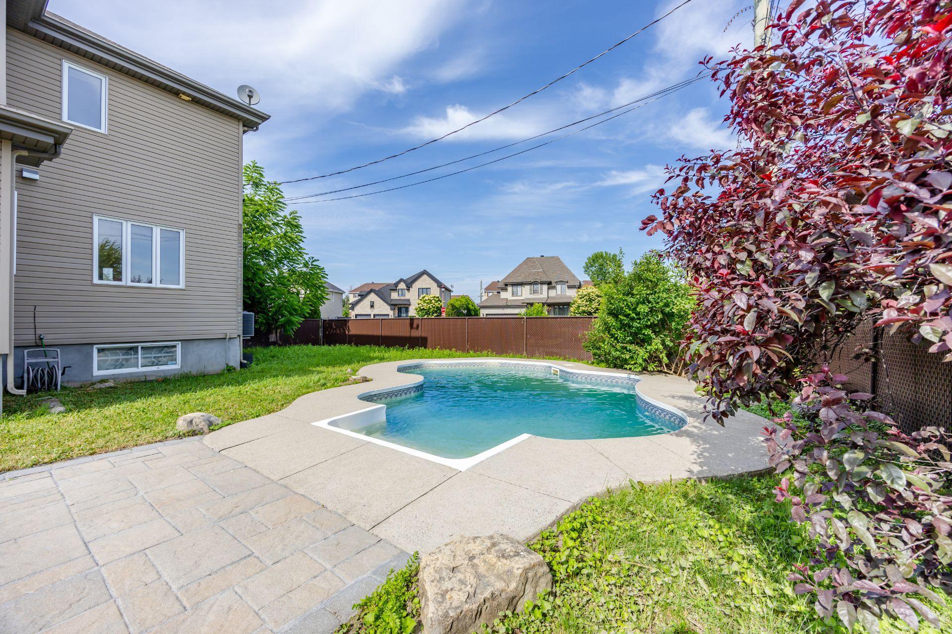 









125


Rue des Cascades

,
Vaudreuil-Dorion,




QC
J7V0L3

