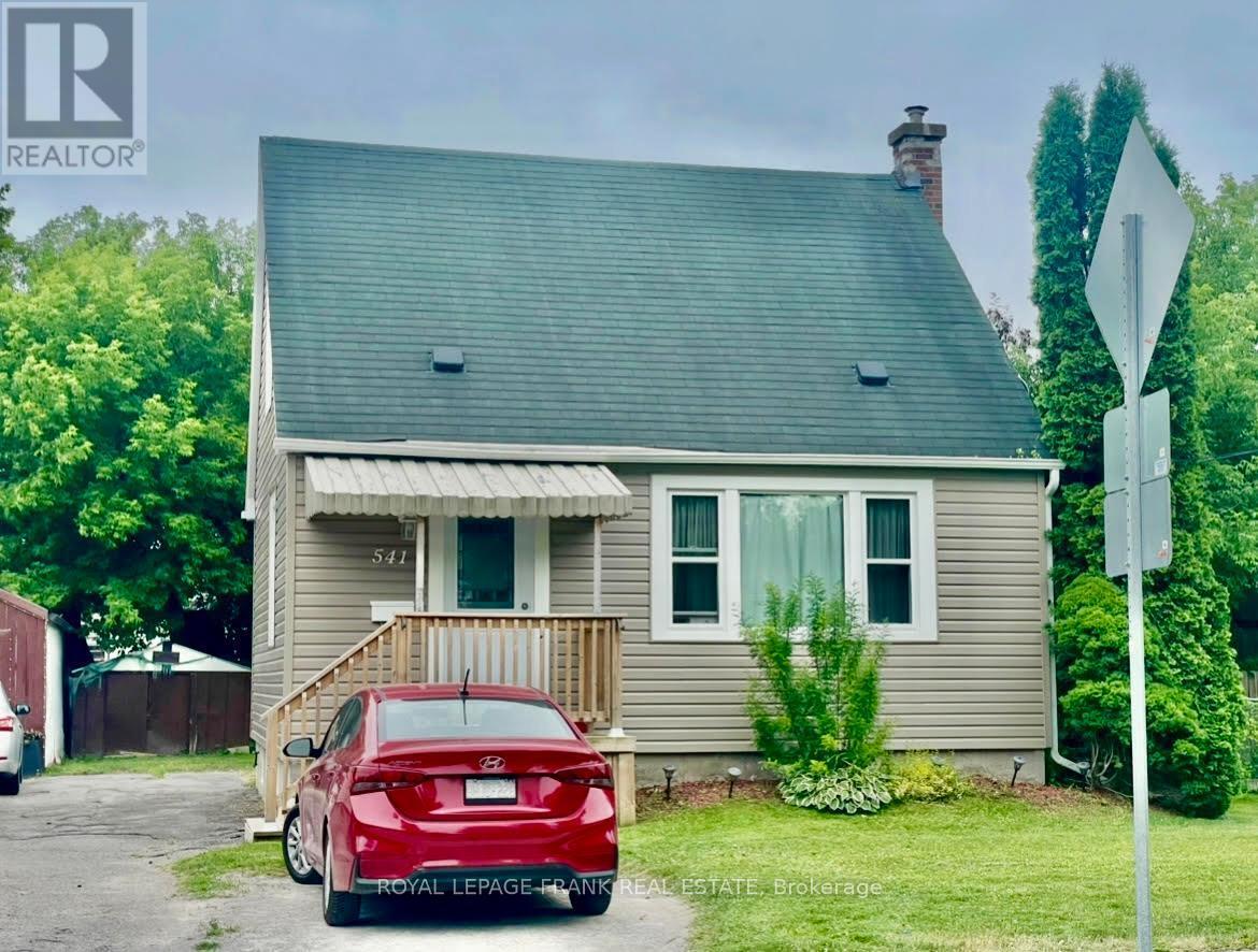 












541 MCKELLAR STREET

,
Peterborough South (West),




Ontario
K9J1R1

