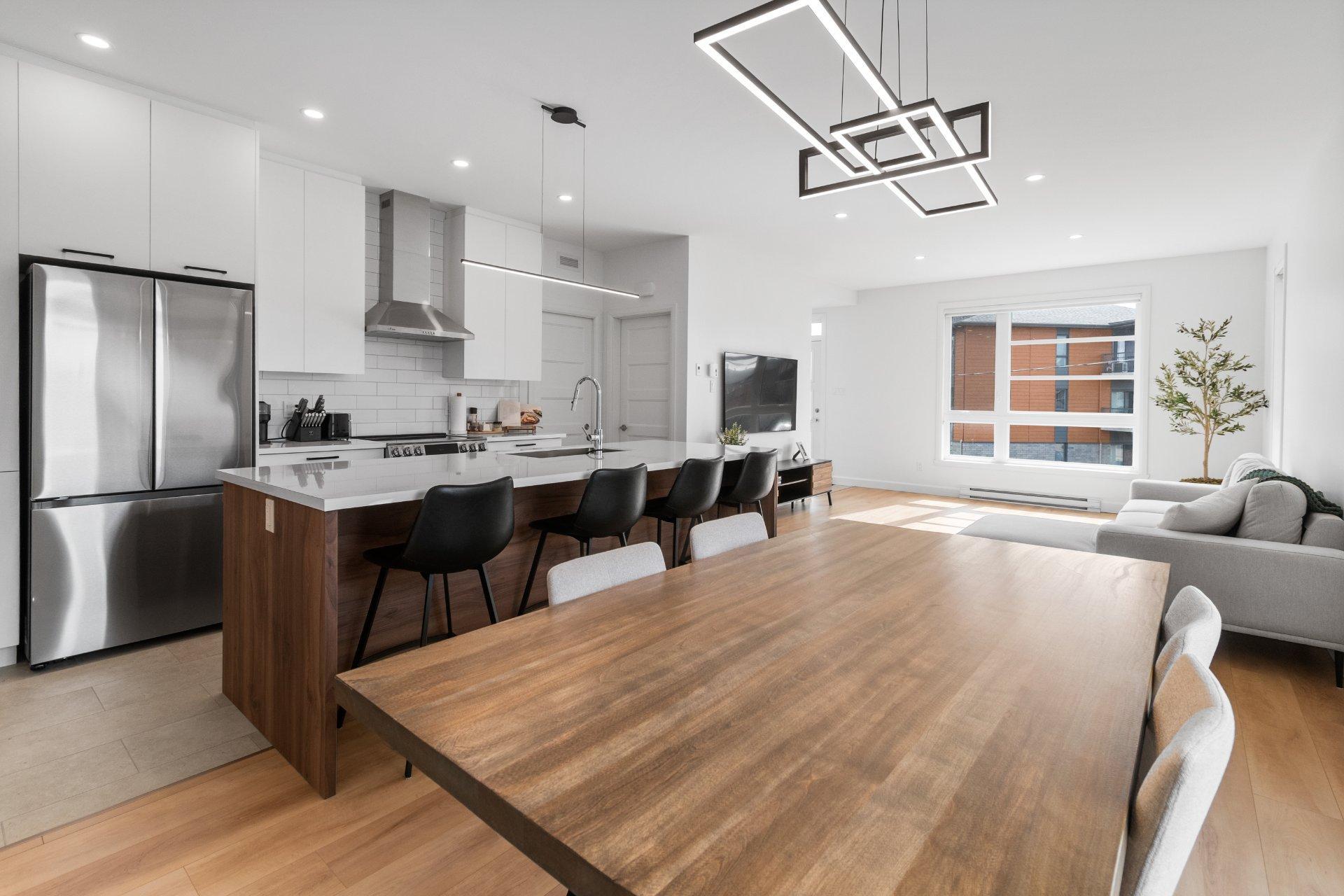 









387


Route 273

, 3,
Saint-Apollinaire,




QC
G0S2E0

